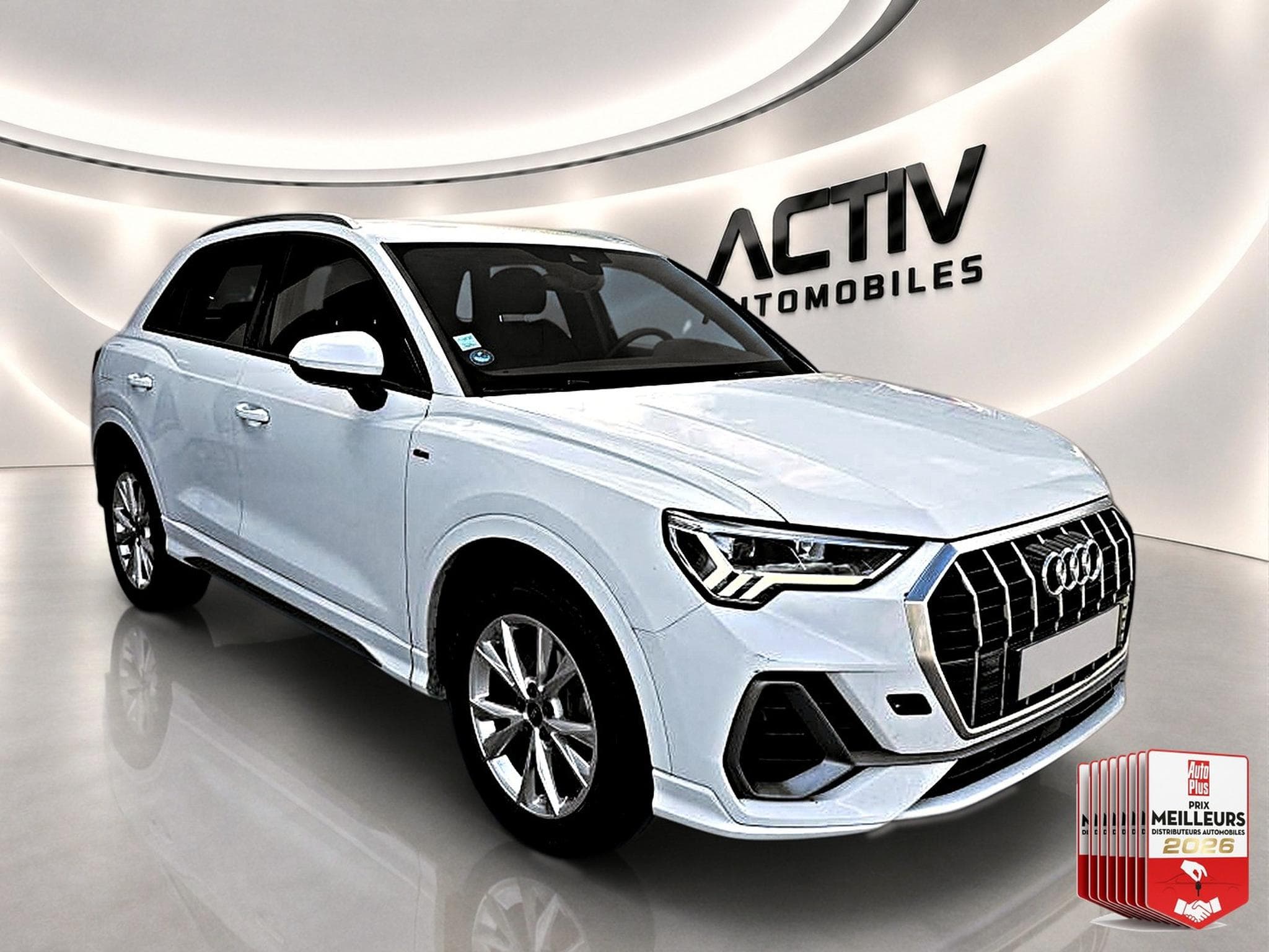Audi Q3 45 TFSI E 245 S LINE S TRONIC 6 (2022) - Foto 3