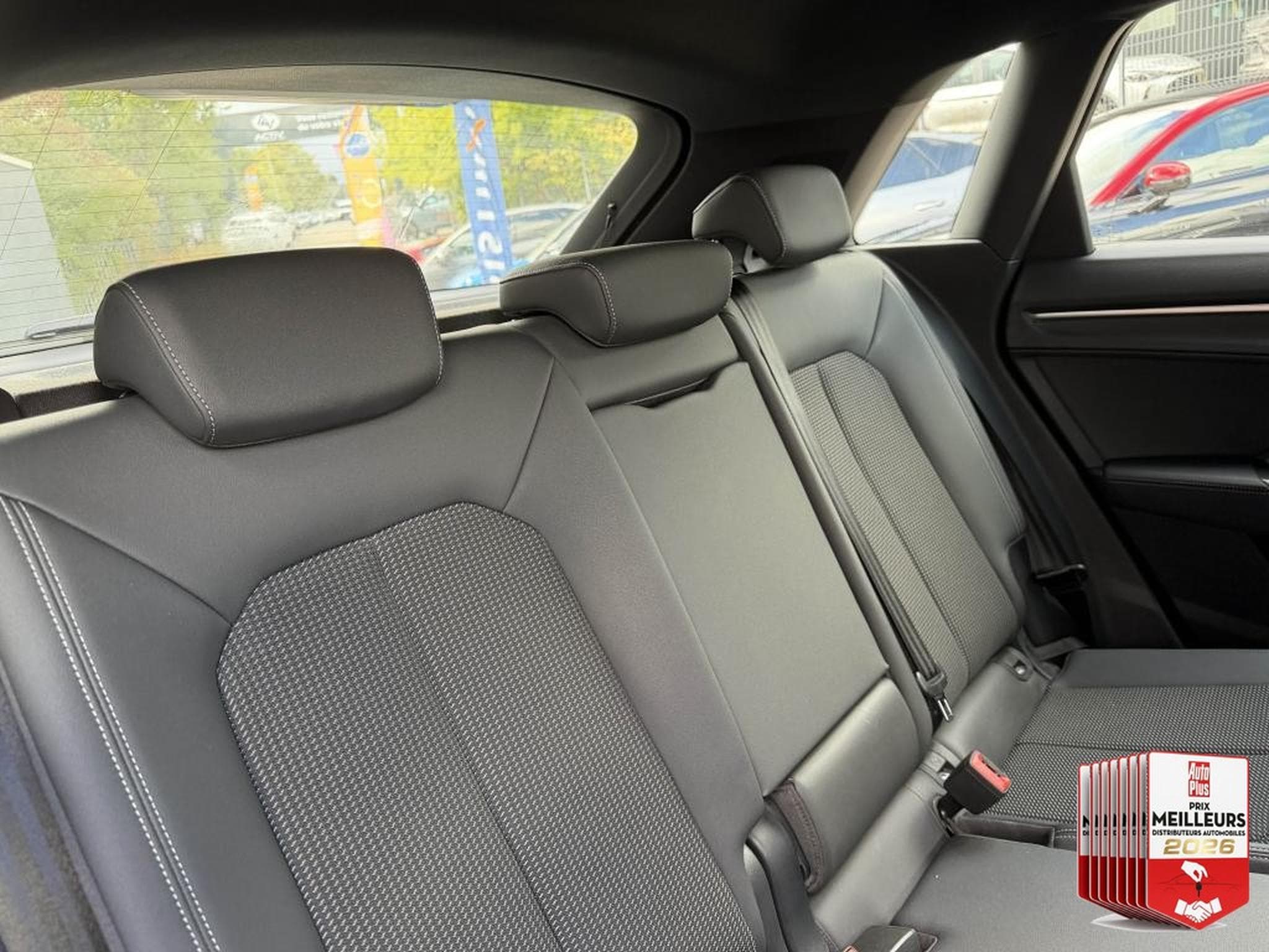 Audi Q3 45 TFSI E 245 S LINE S TRONIC 6 (2022) - Foto 16