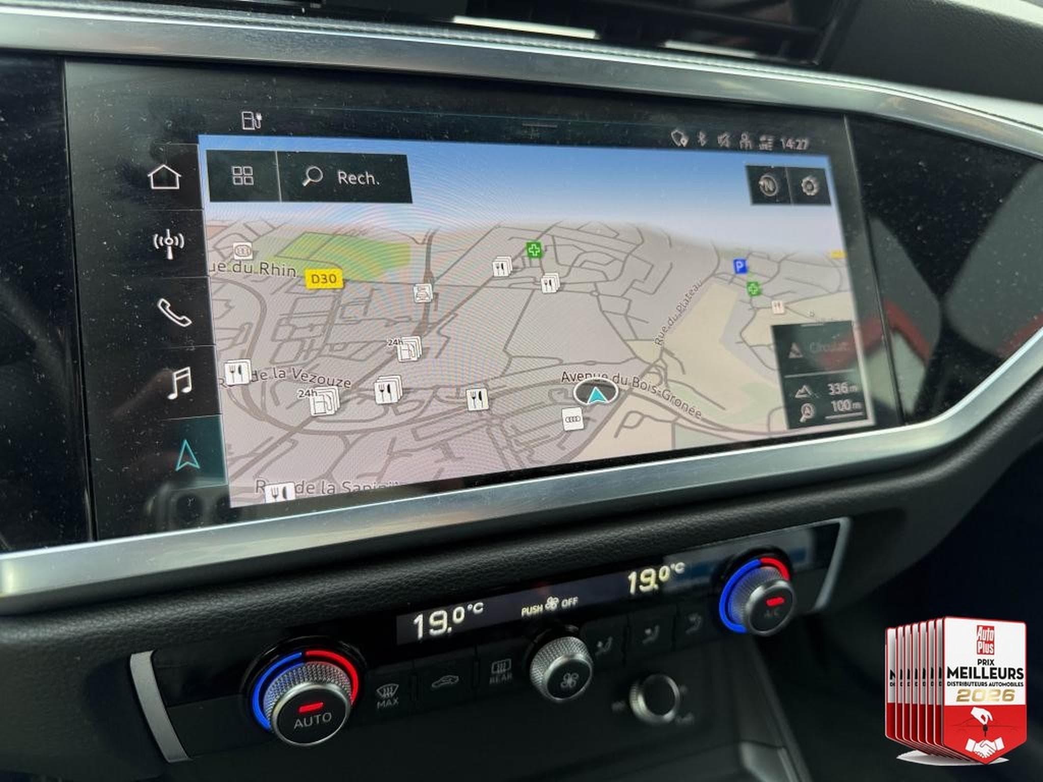 Audi Q3 45 TFSI E 245 S LINE S TRONIC 6 (2022) - Foto 22