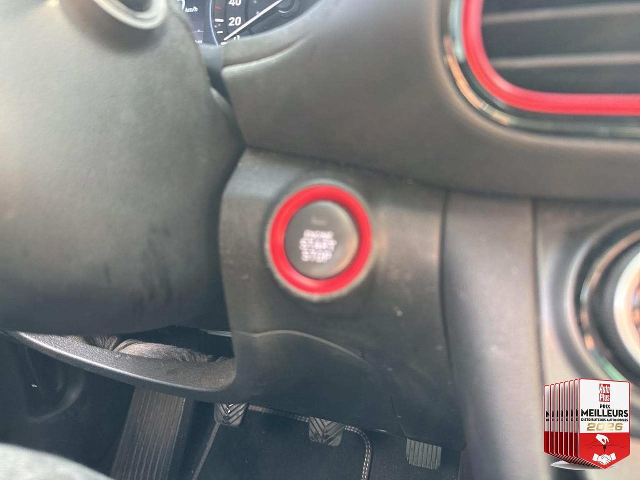 Hyundai KONA 1.0 T-GDI 120 FAP CREATIVE (2019) - Photo 33