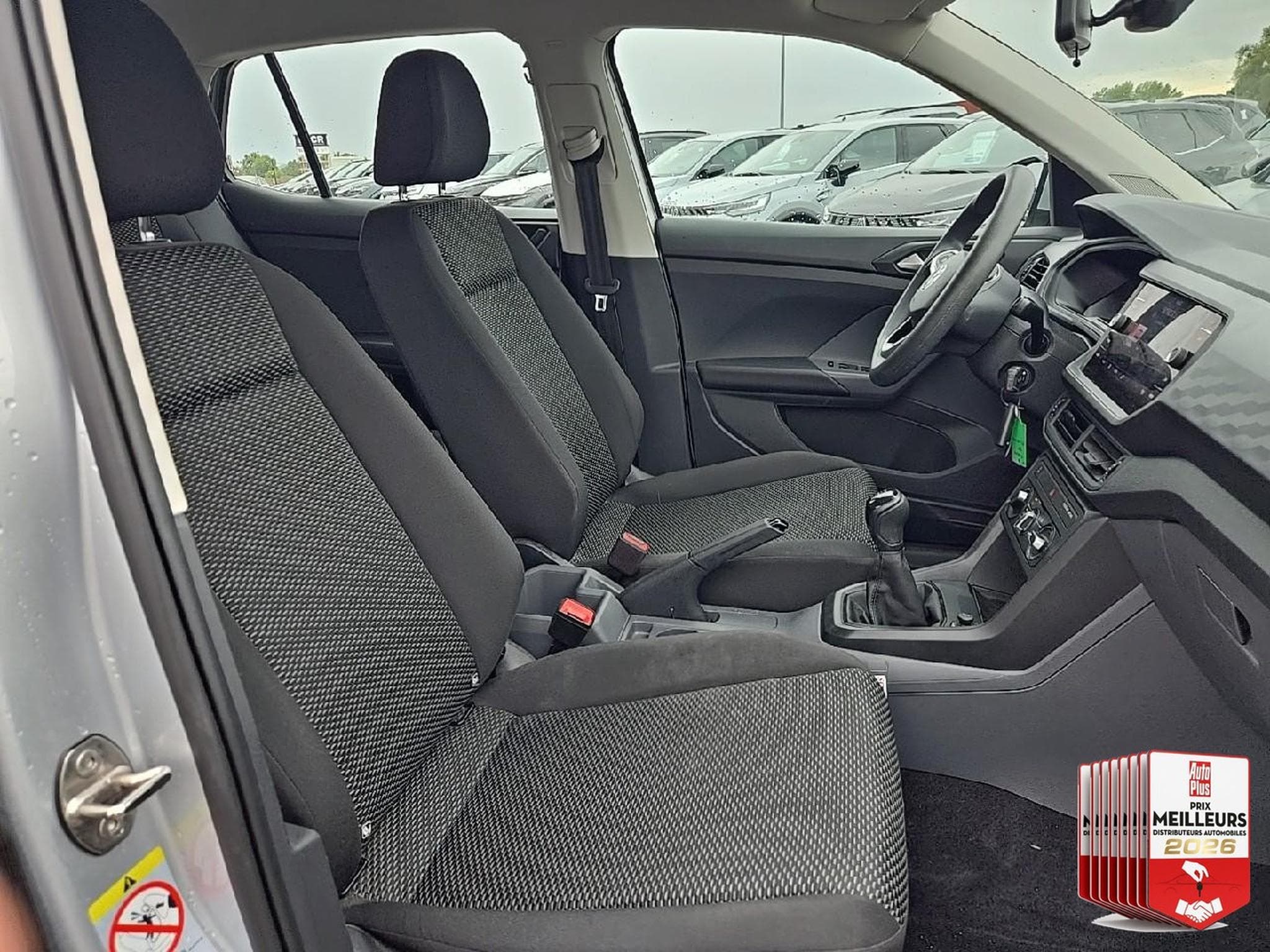 VW T-CROSS 1.0 TSI 95 LOUNGE (2021) - Foto 12