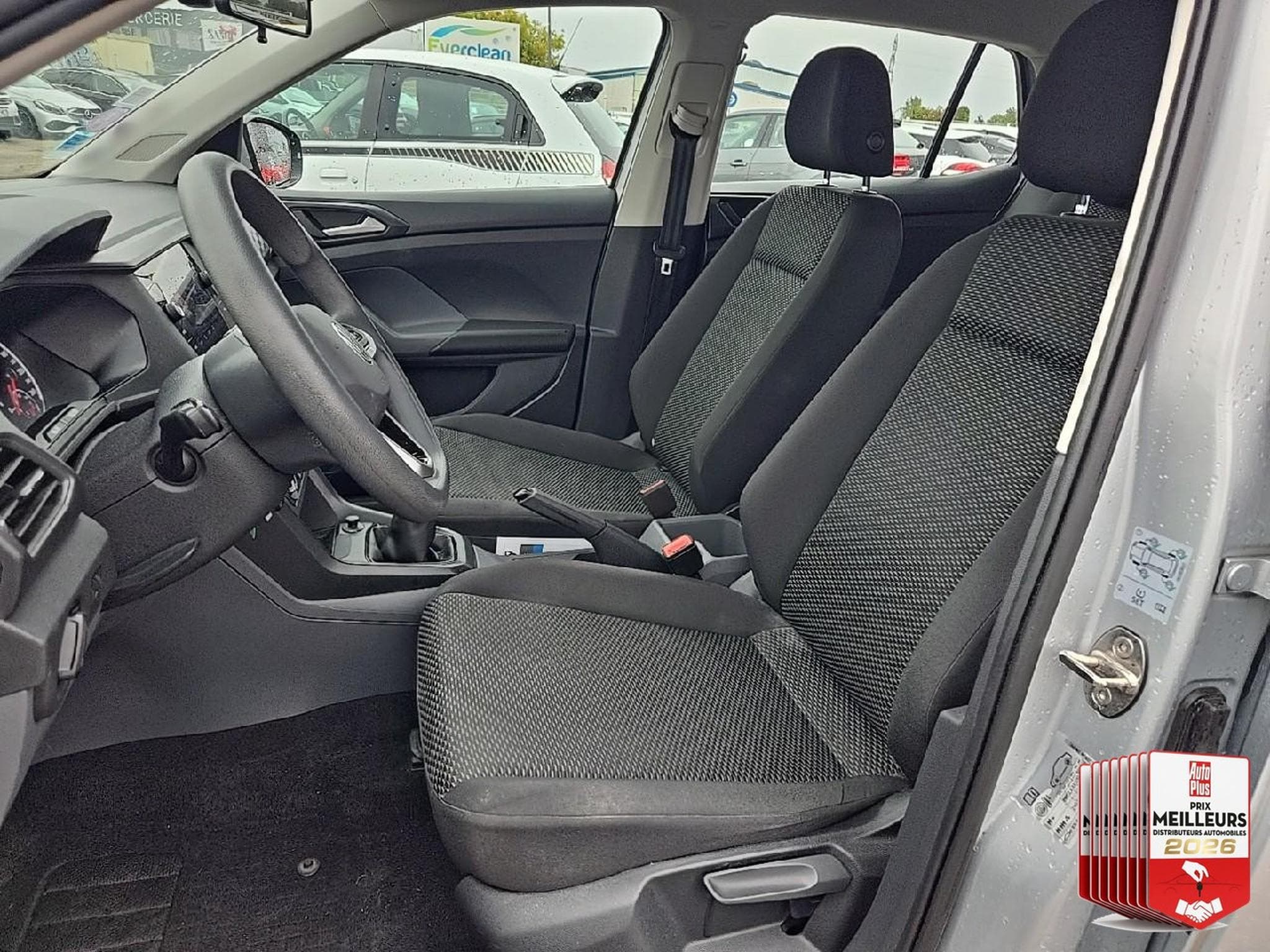 VW T-CROSS 1.0 TSI 95 LOUNGE (2021) - Foto 15