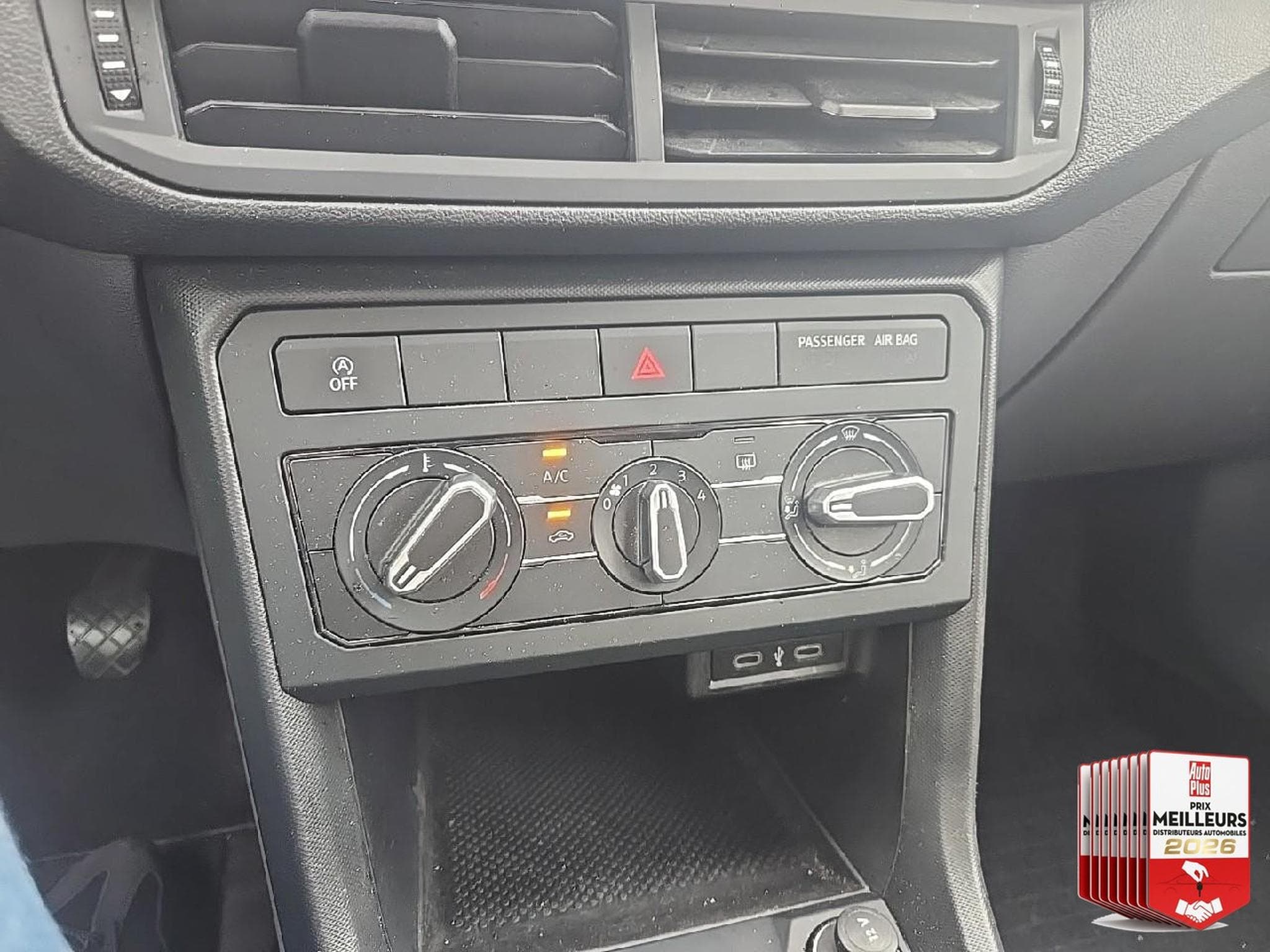VW T-CROSS 1.0 TSI 95 LOUNGE (2021) - Foto 19