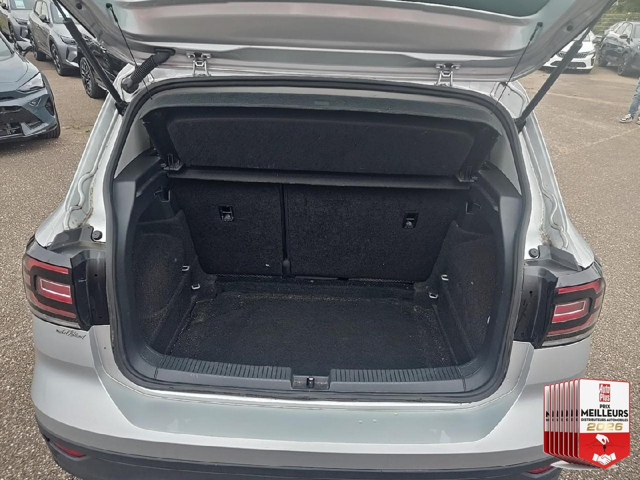 VW T-CROSS 1.0 TSI 95 LOUNGE (2021) - Foto 30