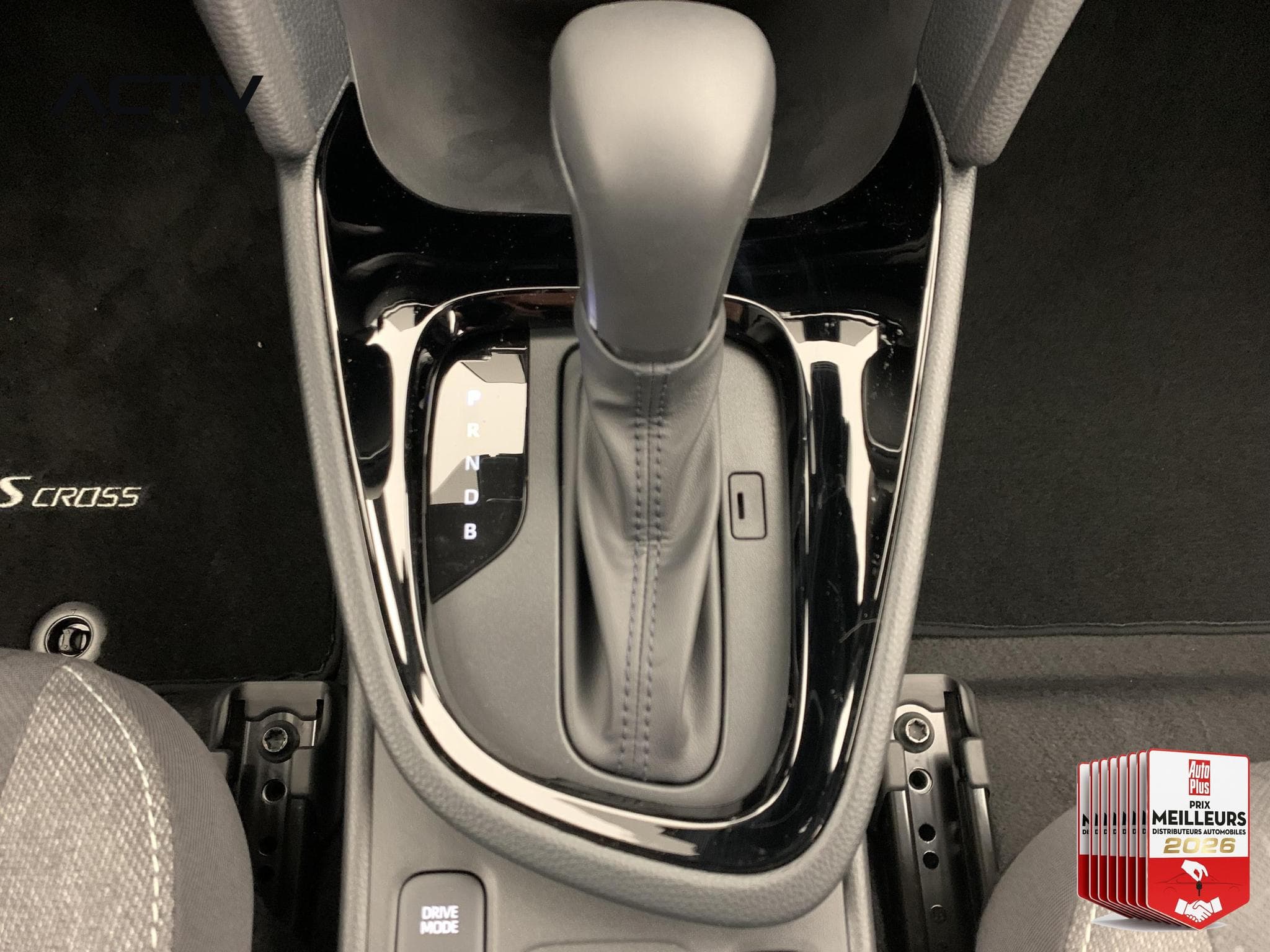 Toyota Yaris Cross 130h 2WD Design (2026) - Photo 16