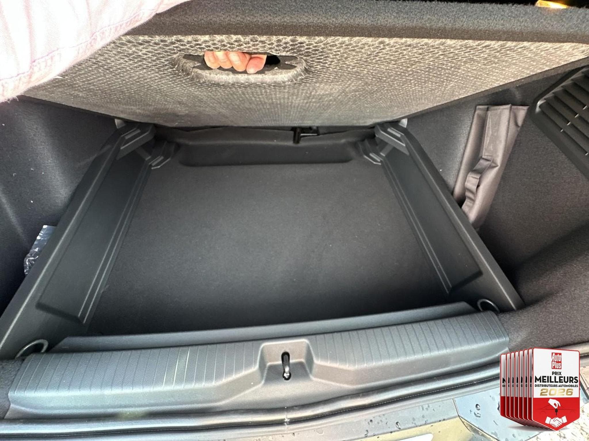 Citroen C3 AIRCROSS 1.2 HYBRIDE 145 MAX E-DCS6 (2026) - Photo 13