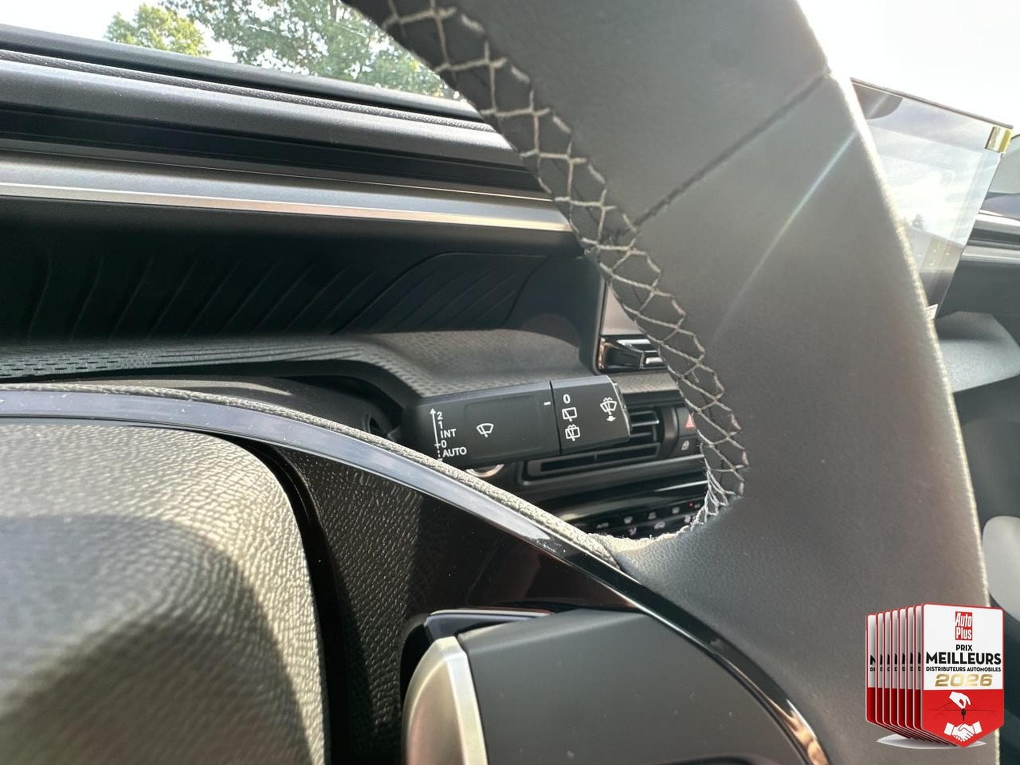 Citroen C3 AIRCROSS 1.2 HYBRIDE 145 MAX E-DCS6 (2026) - Photo 21