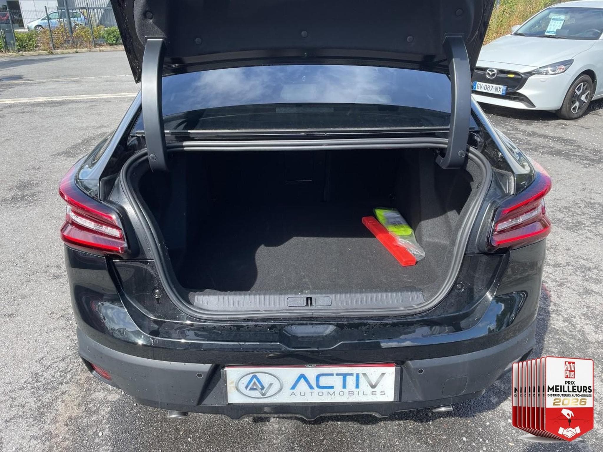 Citroën C4 X 1.2 HYBRIDE 145 MAX E-DCS6 (2025) - Foto 18