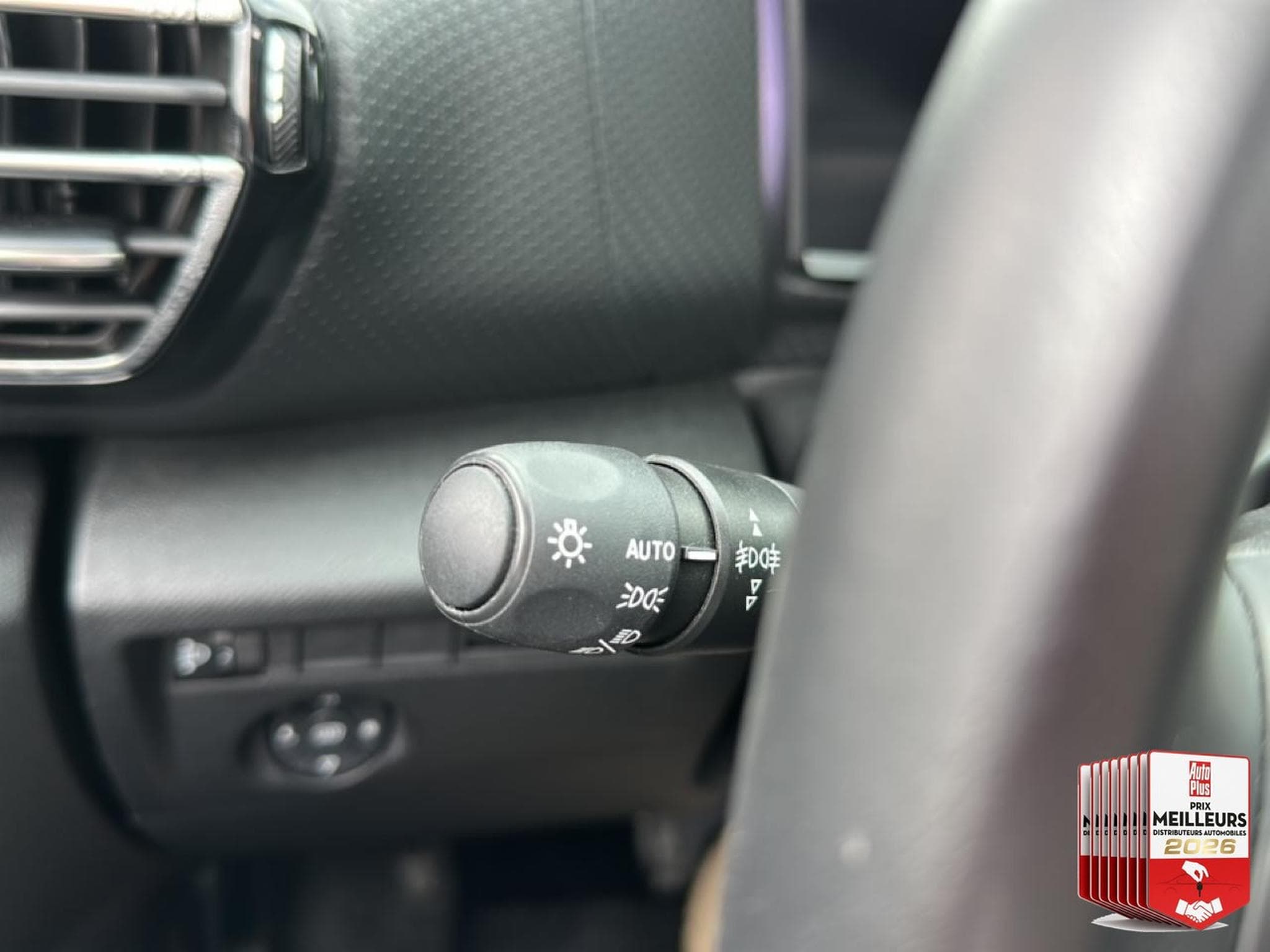 Citroën C4 1.5 BLUEHDI 130 MAX AUTOMATIQUE (2024) - Foto 31