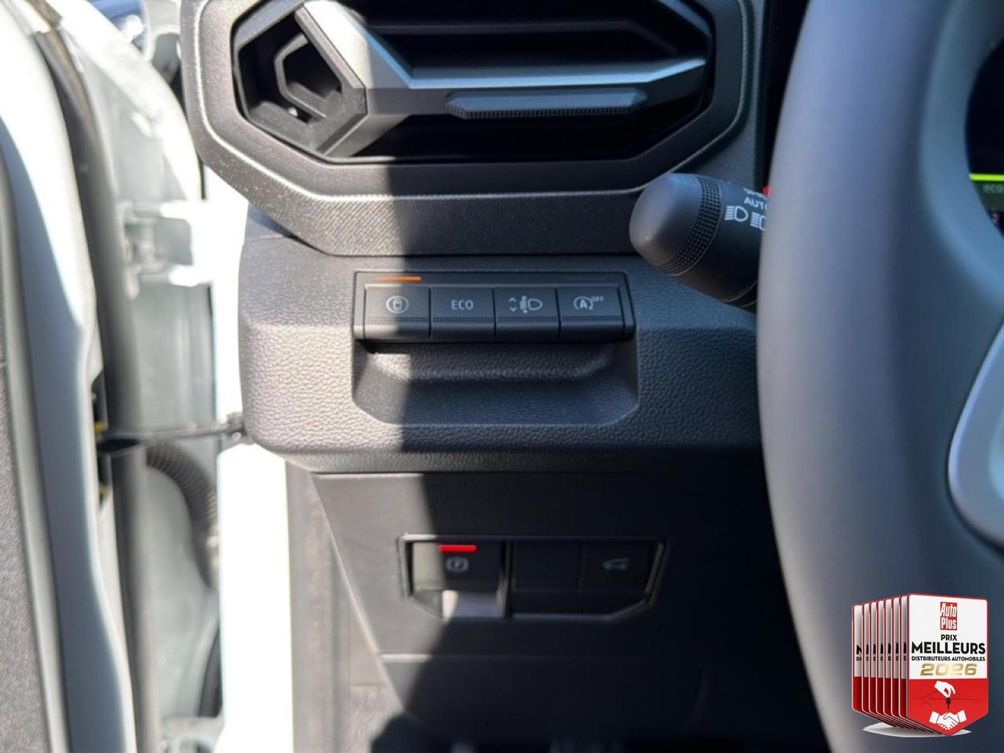 Dacia BIGSTER 1.2 MILD HYBRID 140 JOURNEY (2026) - Photo 13