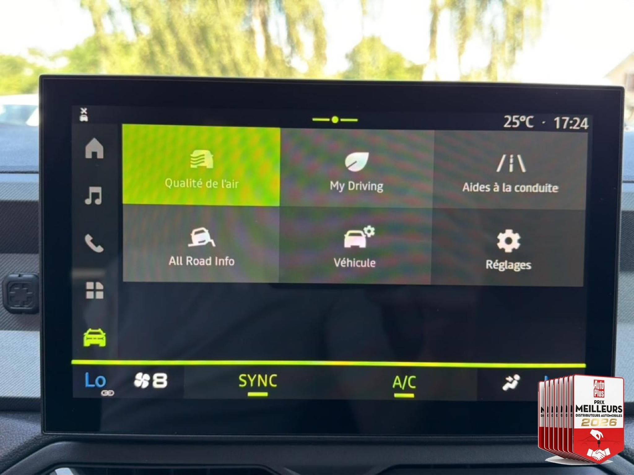 Dacia BIGSTER 1.2 MILD HYBRID 140 JOURNEY (2026) - Photo 24