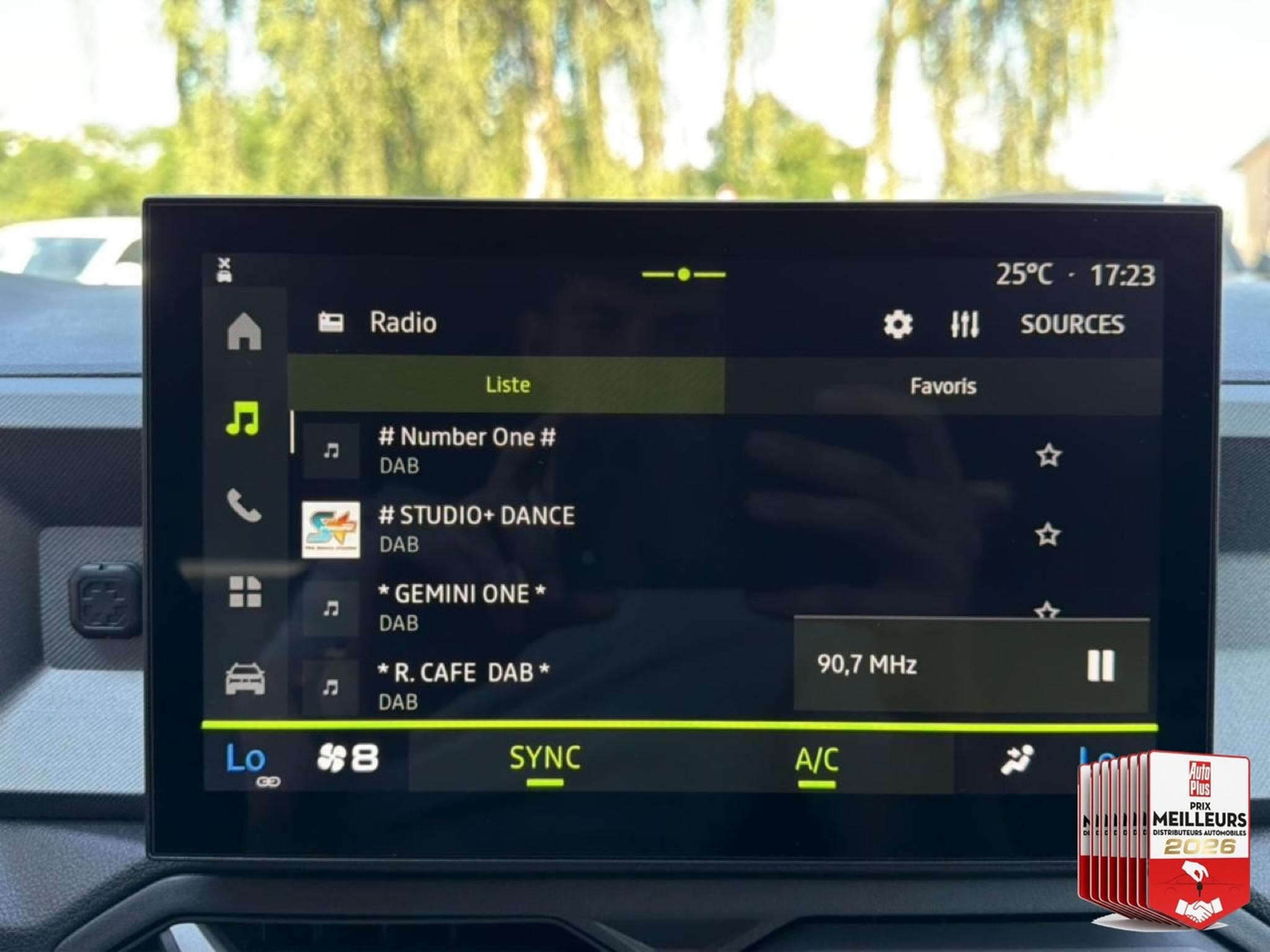 Dacia BIGSTER 1.2 MILD HYBRID 140 JOURNEY (2026) - Photo 21