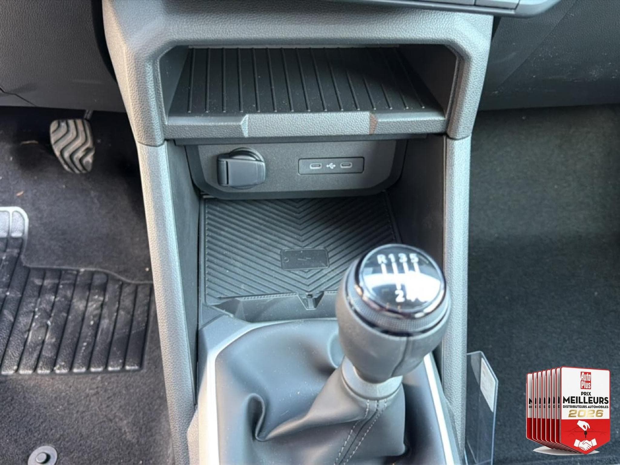 Dacia BIGSTER 1.2 MILD HYBRID 140 JOURNEY (2026) - Photo 27
