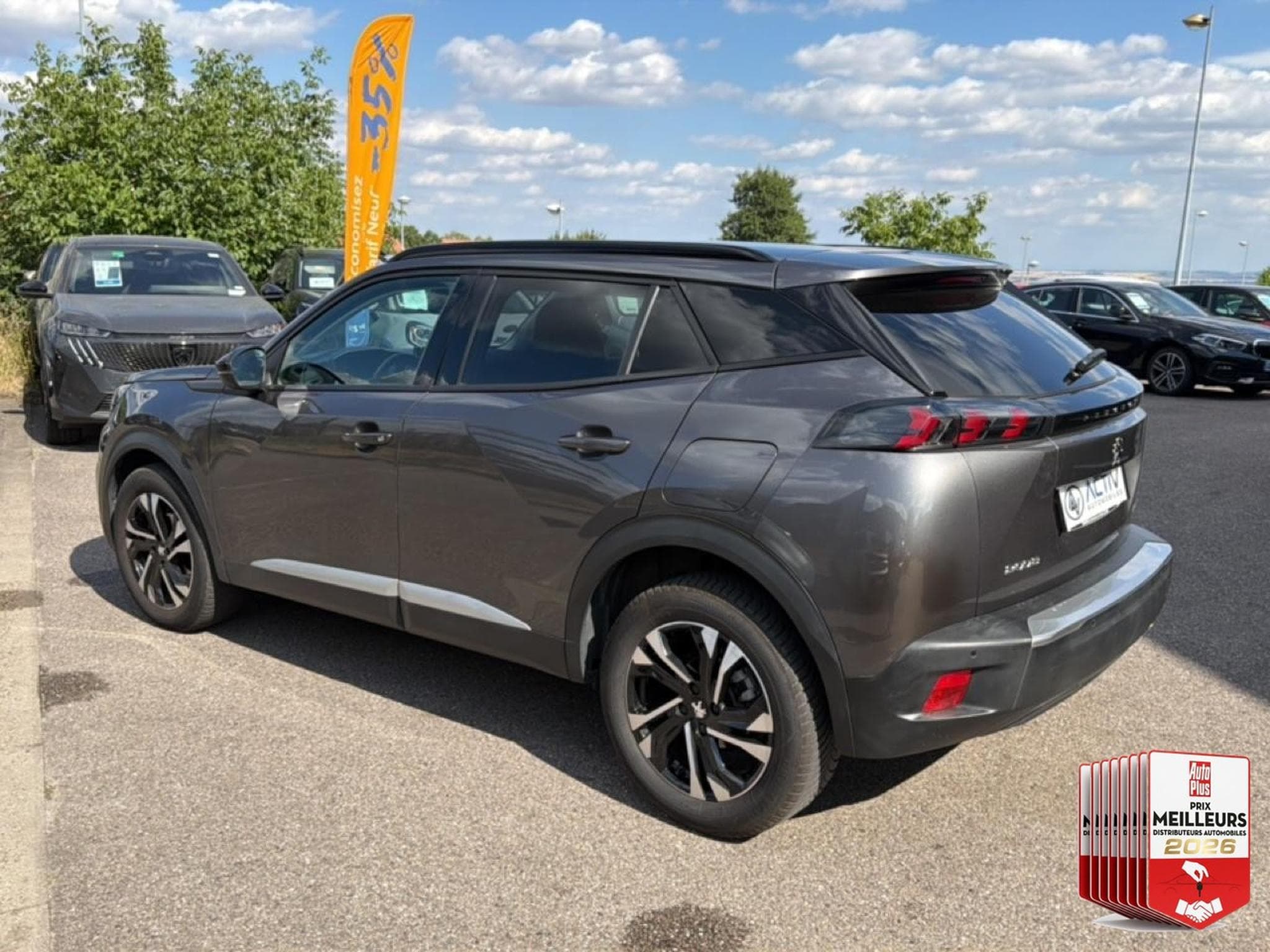 Peugeot 2008 1.5 BLUEHDI 110 S&S ALLURE PACK (2022) - Photo 12