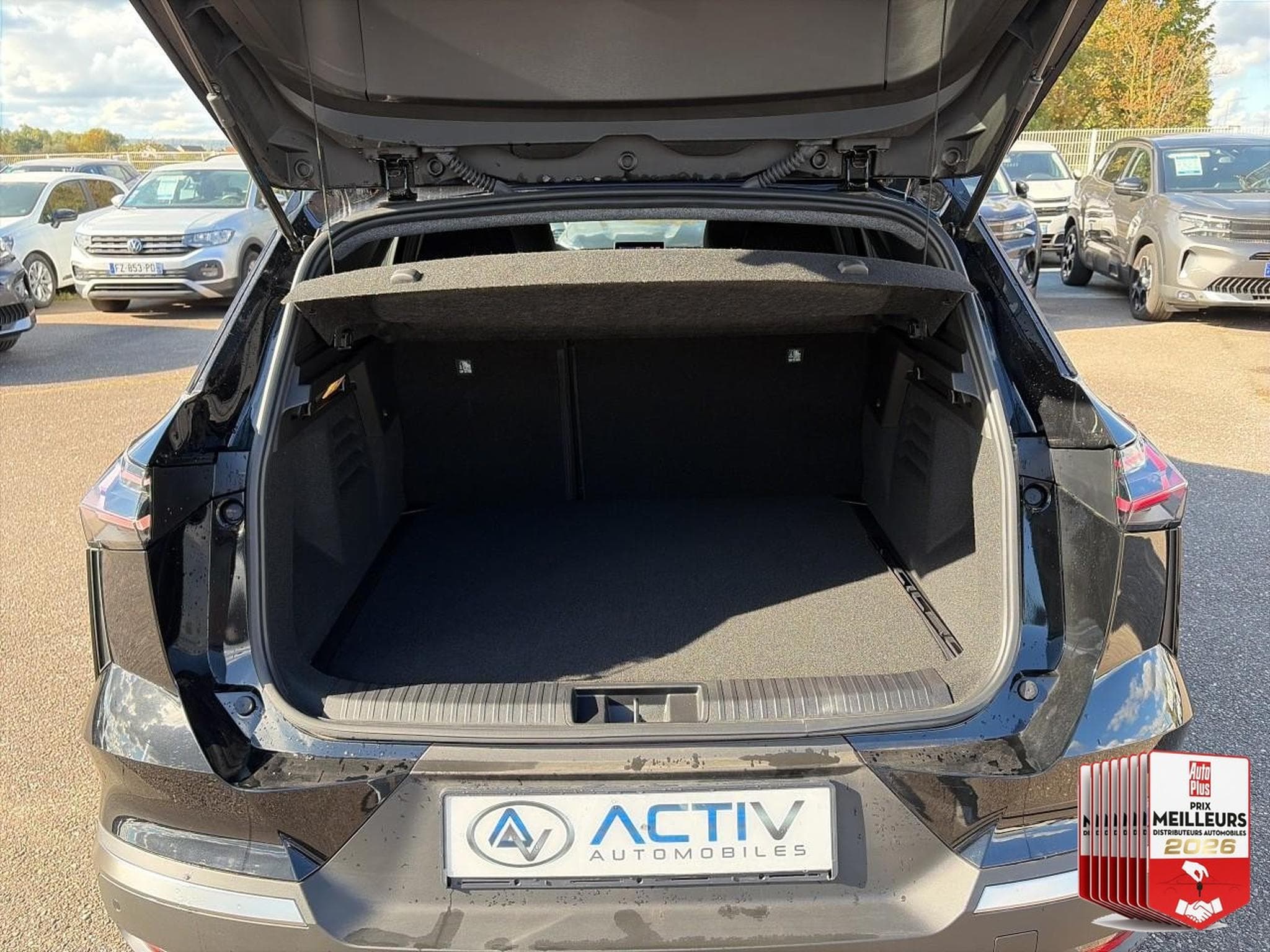 Renault SYMBIOZ 1.8 E-TECH FULL HYBRID 160 TECHNO (2026) - Foto 32