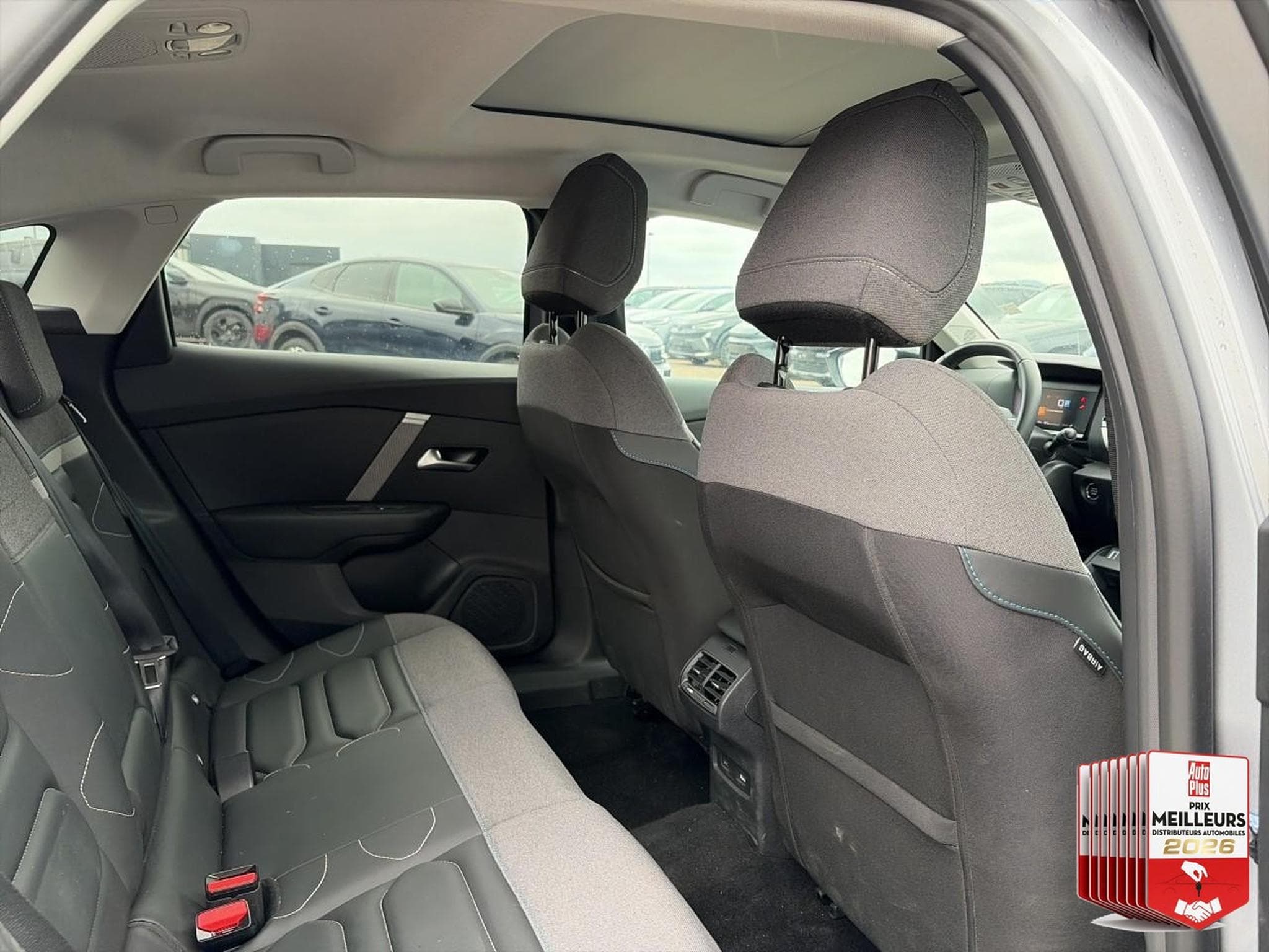 Citroën C4 1.5 BLUEHDI 130 MAX AUTOMATIQUE (2024) - Foto 29