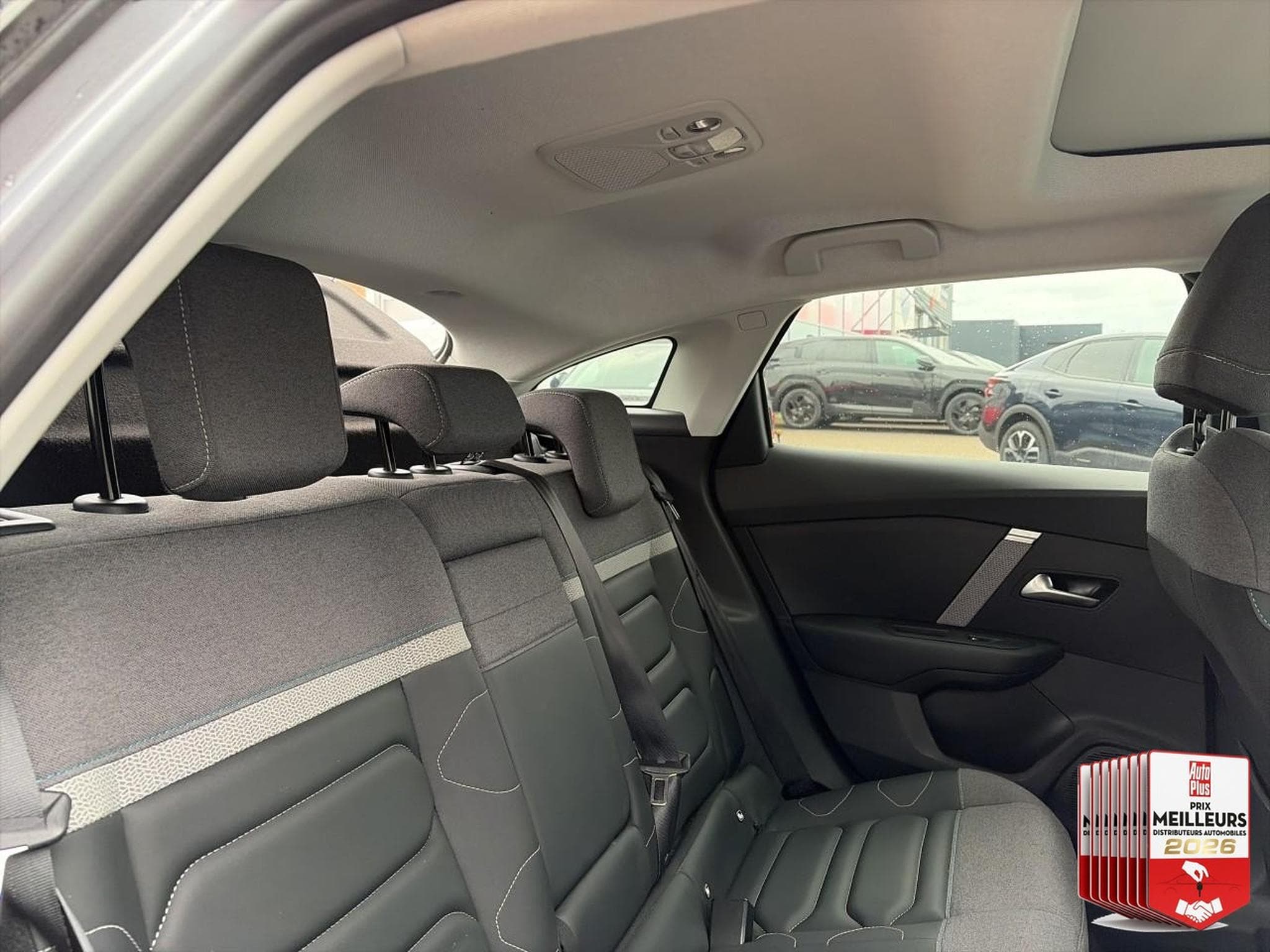 Citroën C4 1.5 BLUEHDI 130 MAX AUTOMATIQUE (2024) - Foto 30