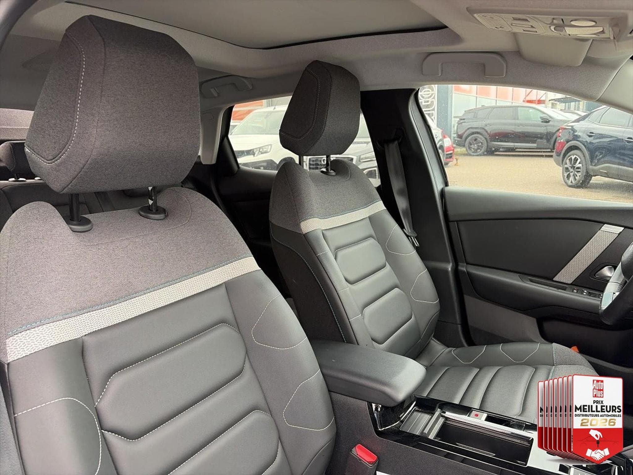 Citroën C4 1.5 BLUEHDI 130 MAX AUTOMATIQUE (2024) - Foto 32