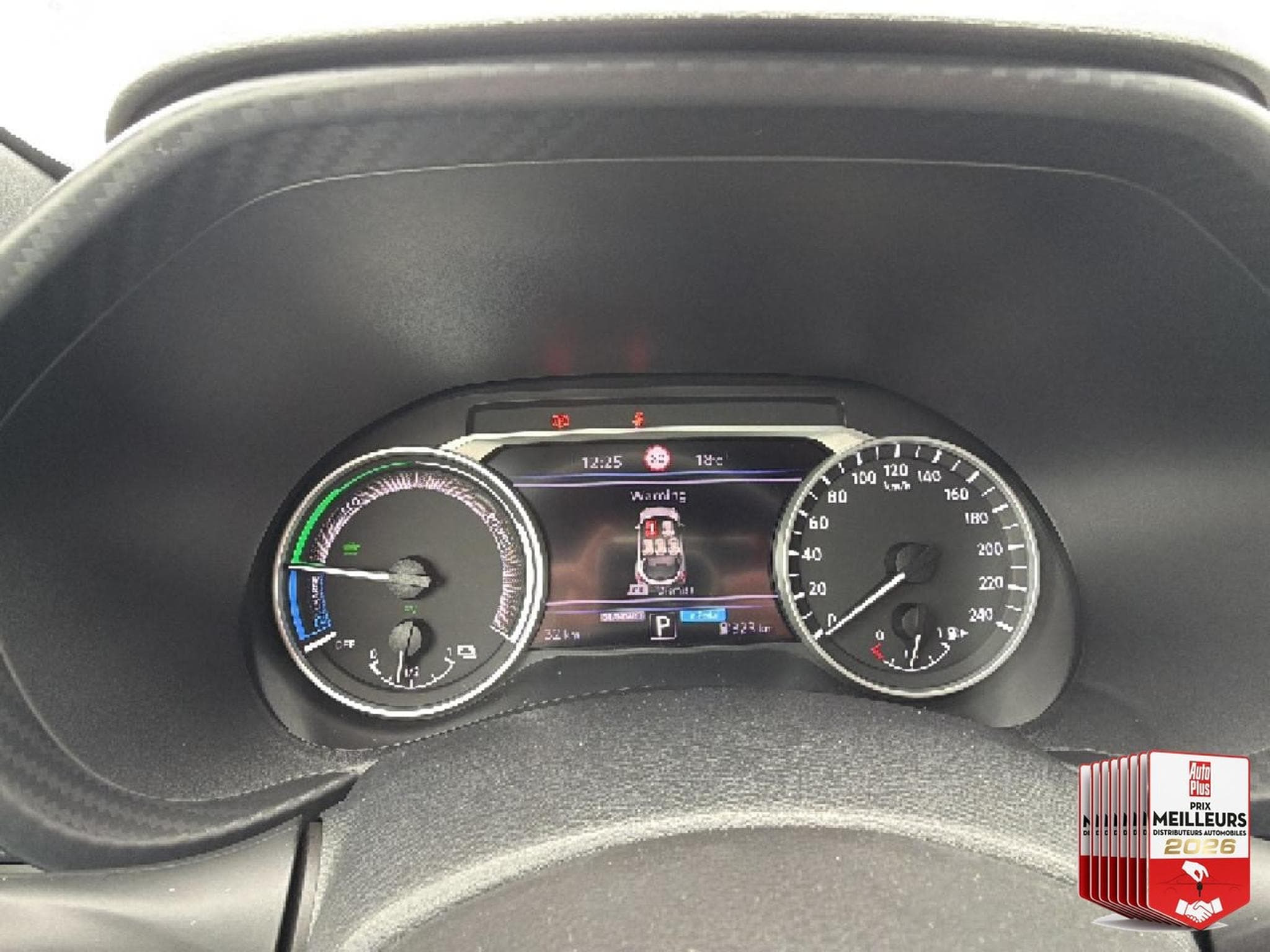 Nissan JUKE 1.6 HYBRID 143 N-CONNECTA (2023) - Photo 16