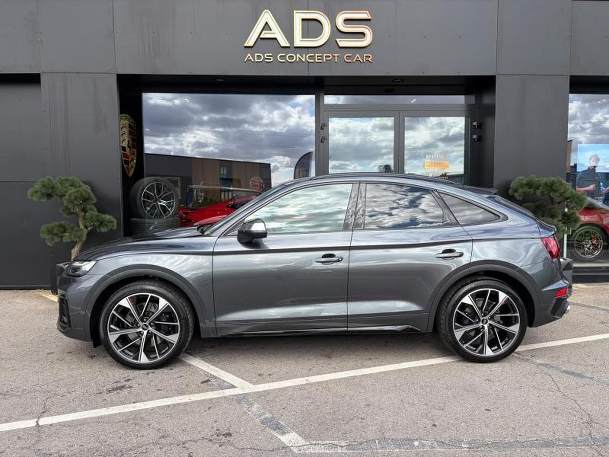 Audi SQ5 Sportback S 3.0 341ch/Attelage/Camera (2023) - Photo 4