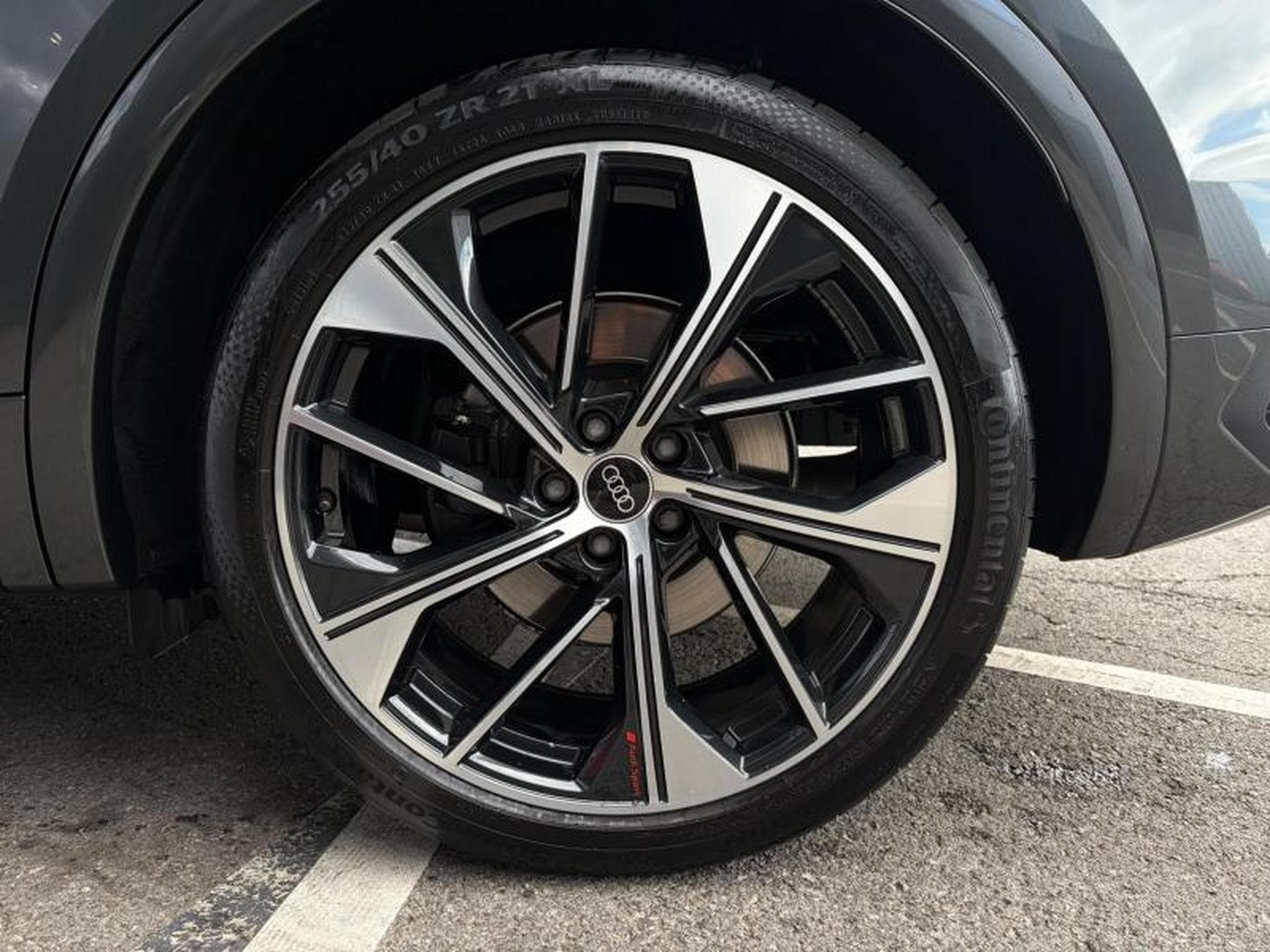 Audi SQ5 Sportback S 3.0 341ch/Attelage/Camera (2023) - Photo 5