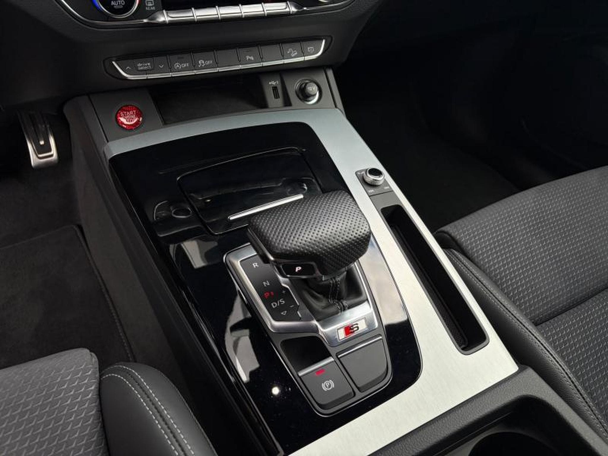 Audi SQ5 Sportback S 3.0 341ch/Attelage/Camera (2023) - Photo 12