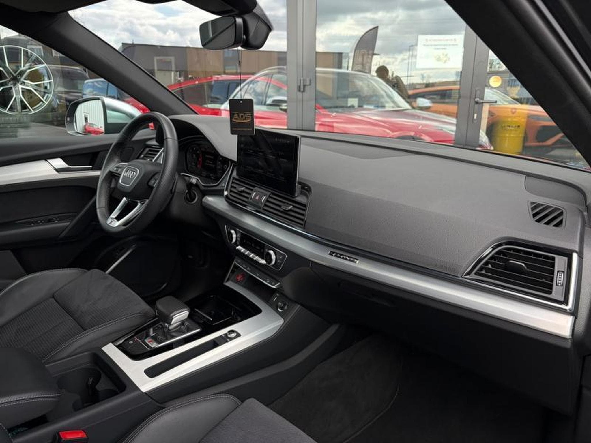 Audi SQ5 Sportback S 3.0 341ch/Attelage/Camera (2023) - Photo 16
