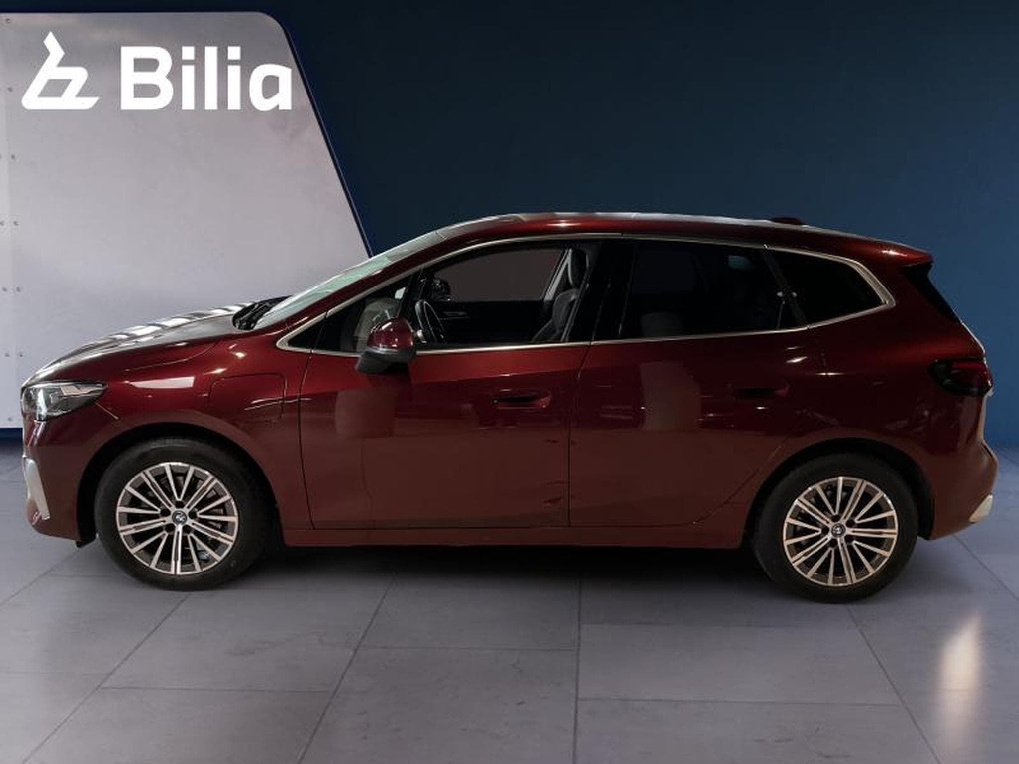 BMW 225 225e xDrive Active Tourer (2023) - Photo 10