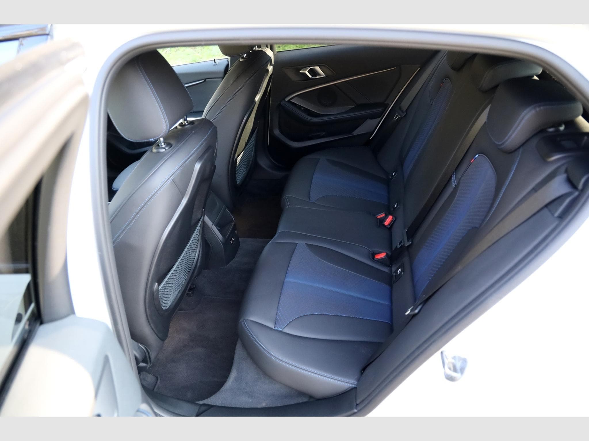 BMW 118 iA M Sport 136cv DKG7 (2021) - Photo 9