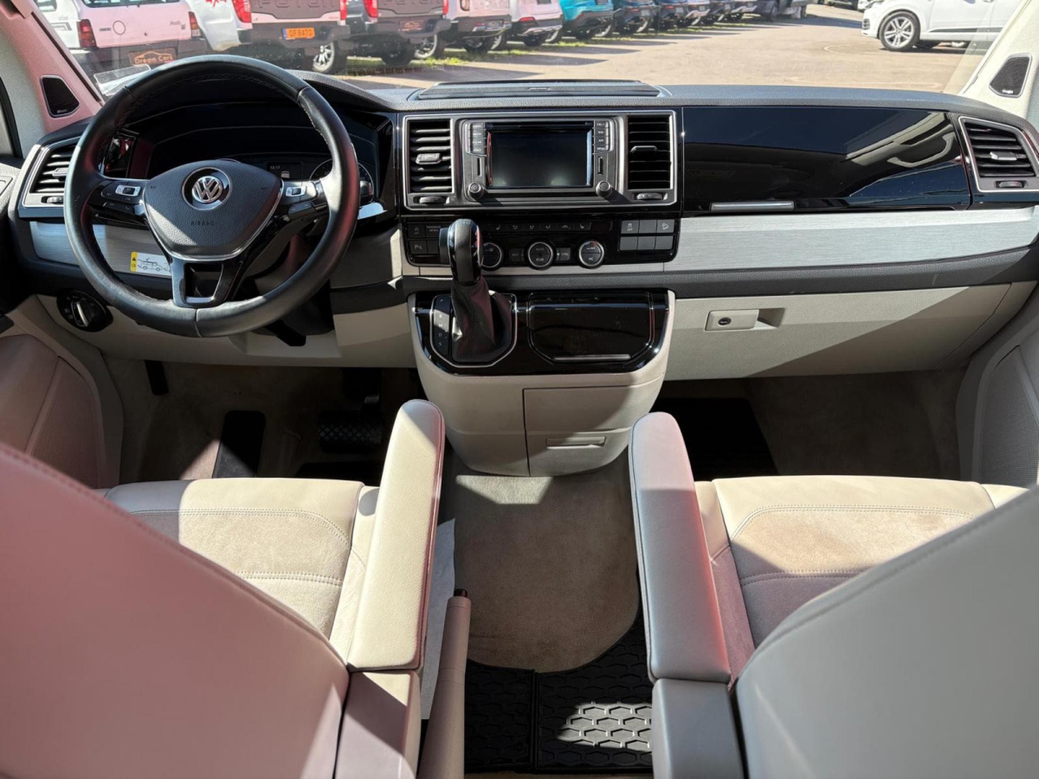 VW T6 CALIFORNIA (2019) - Photo 9