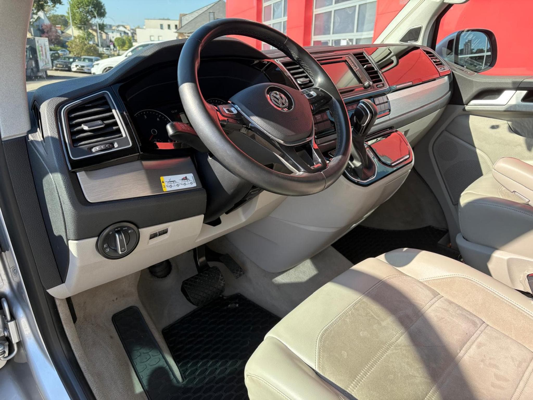 VW T6 CALIFORNIA (2019) - Photo 8