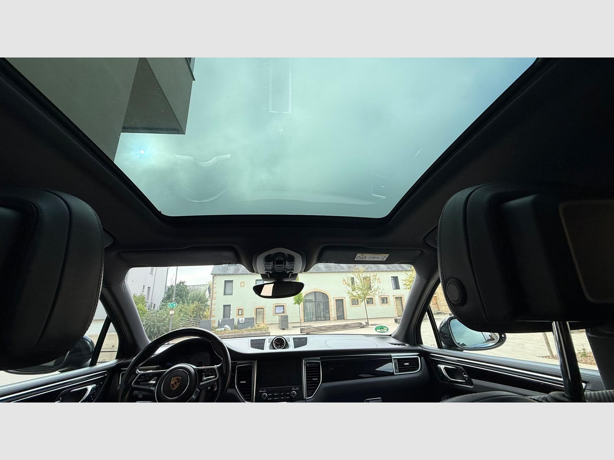 Porsche Macan Macan S 340 (2018) - Photo 14