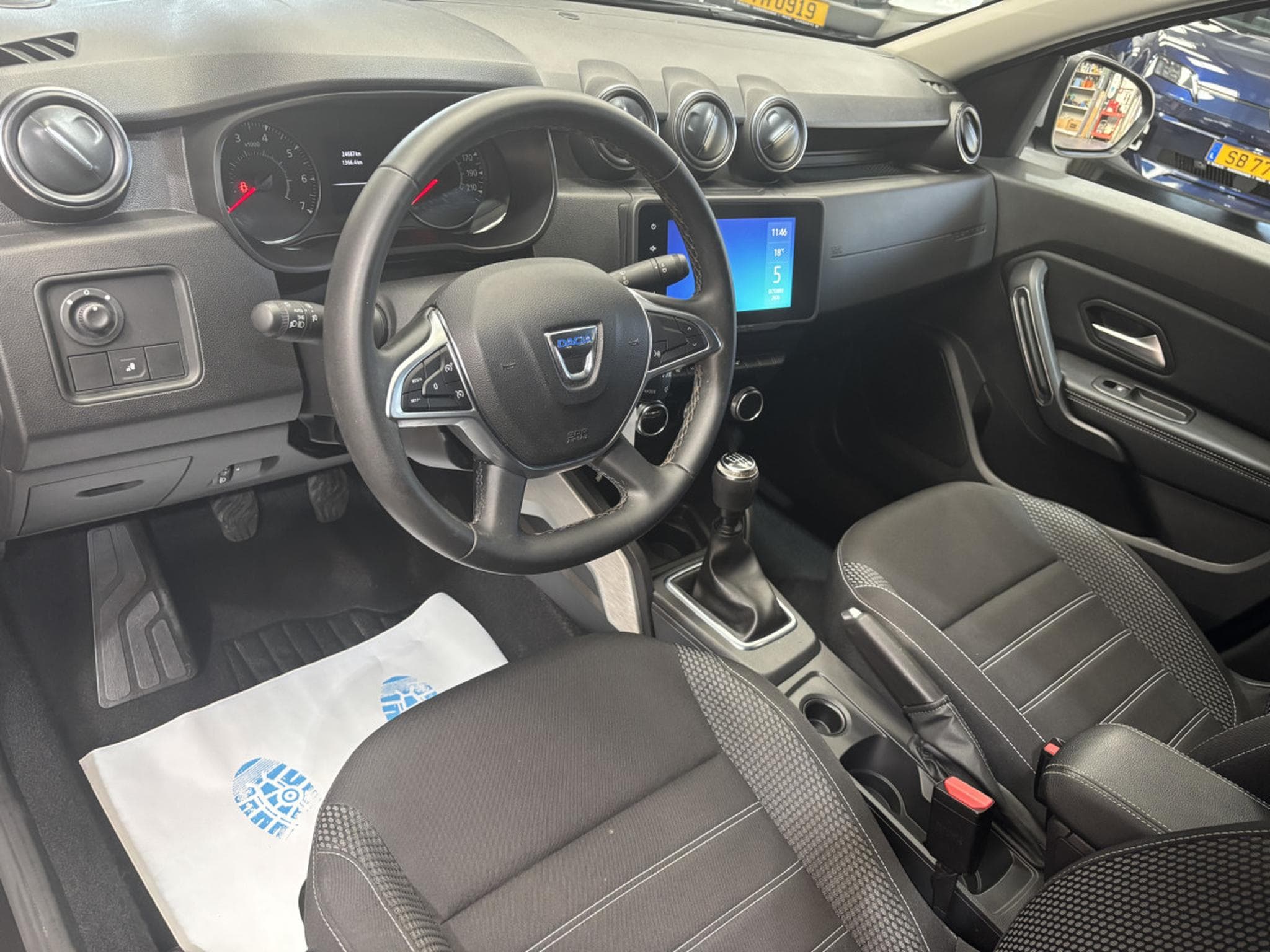 Dacia Duster 1.5 dCi 115 Prestige 2WD (2022) - Photo 9