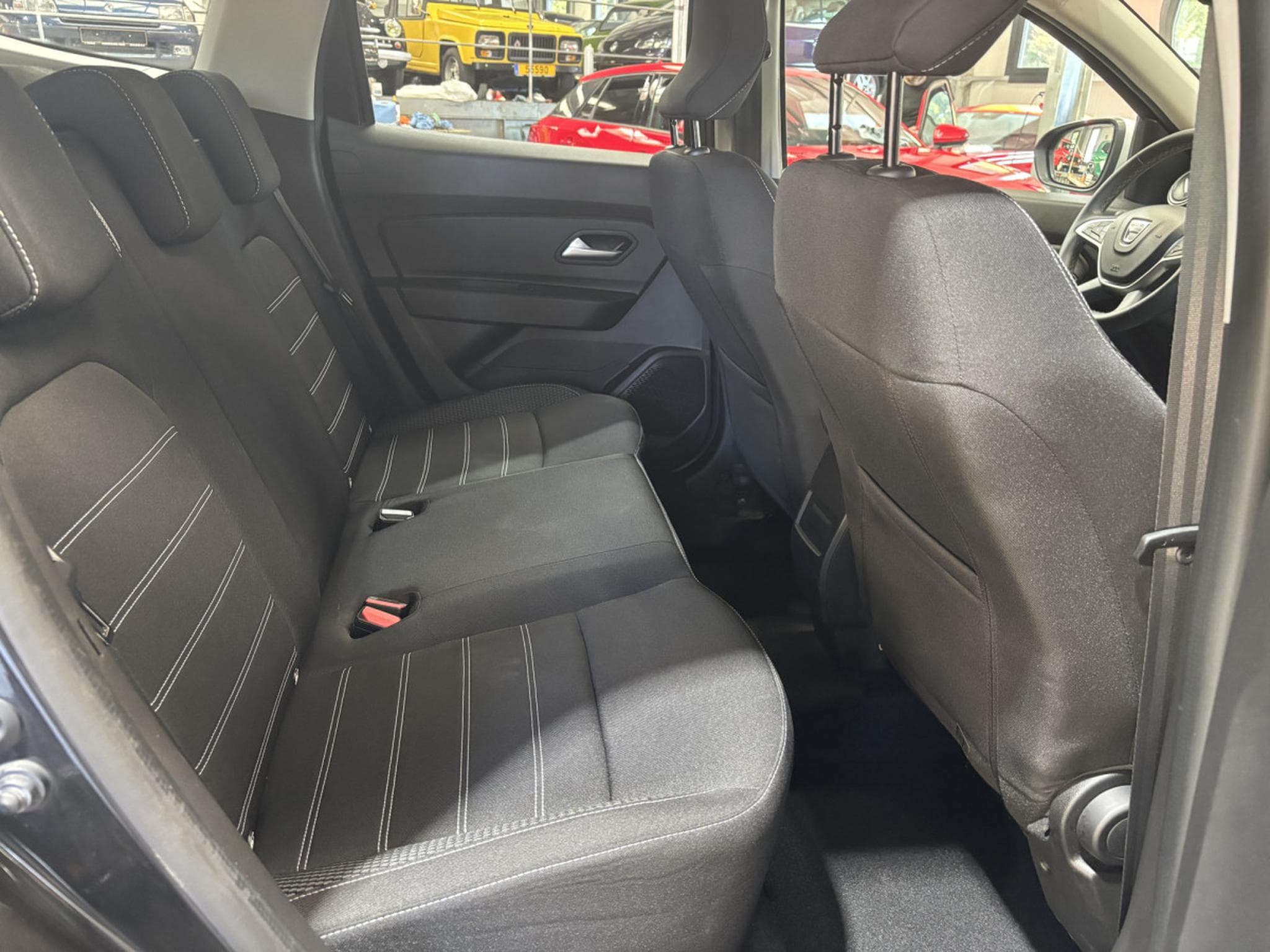 Dacia Duster 1.5 dCi 115 Prestige 2WD (2022) - Photo 12