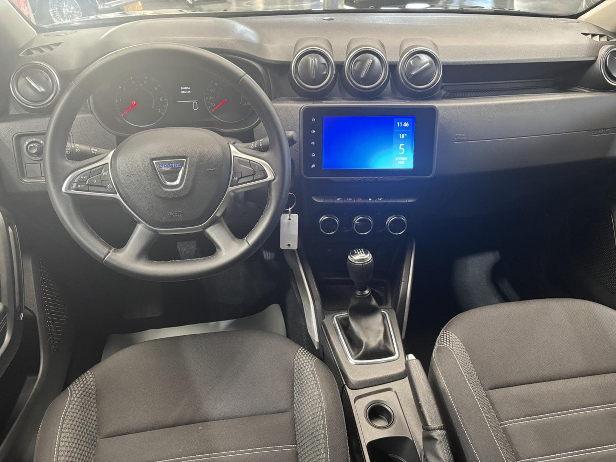 Dacia Duster 1.5 dCi 115 Prestige 2WD (2022) - Photo 10