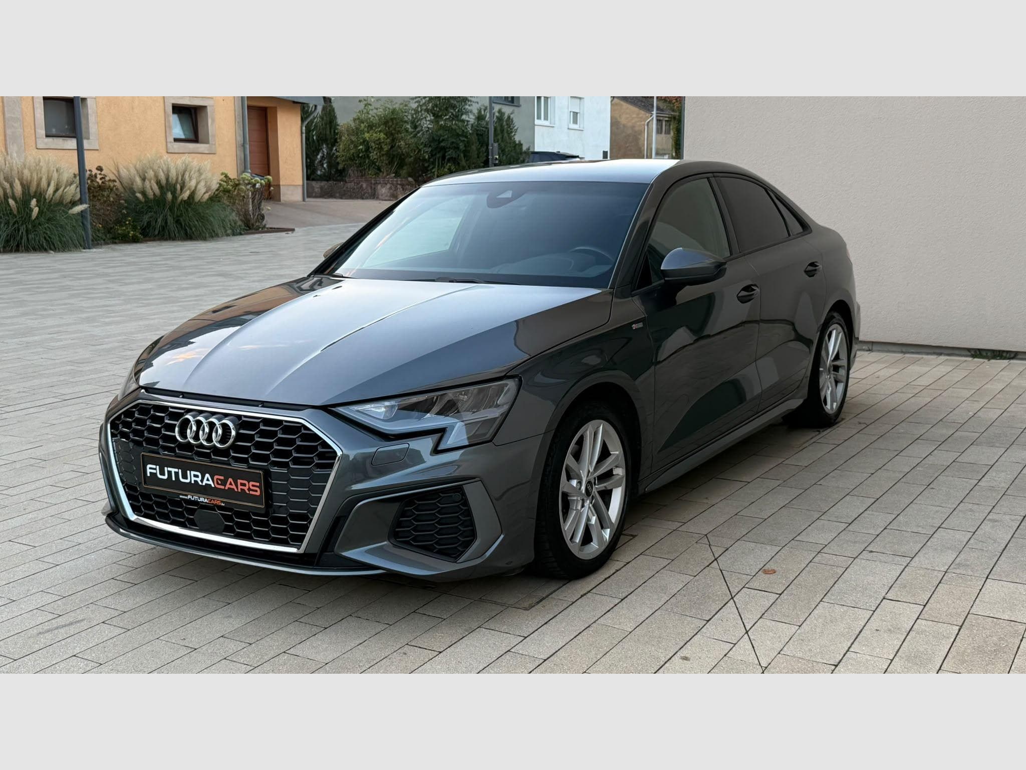 Audi A3 S line Berline (2022) - Photo 1