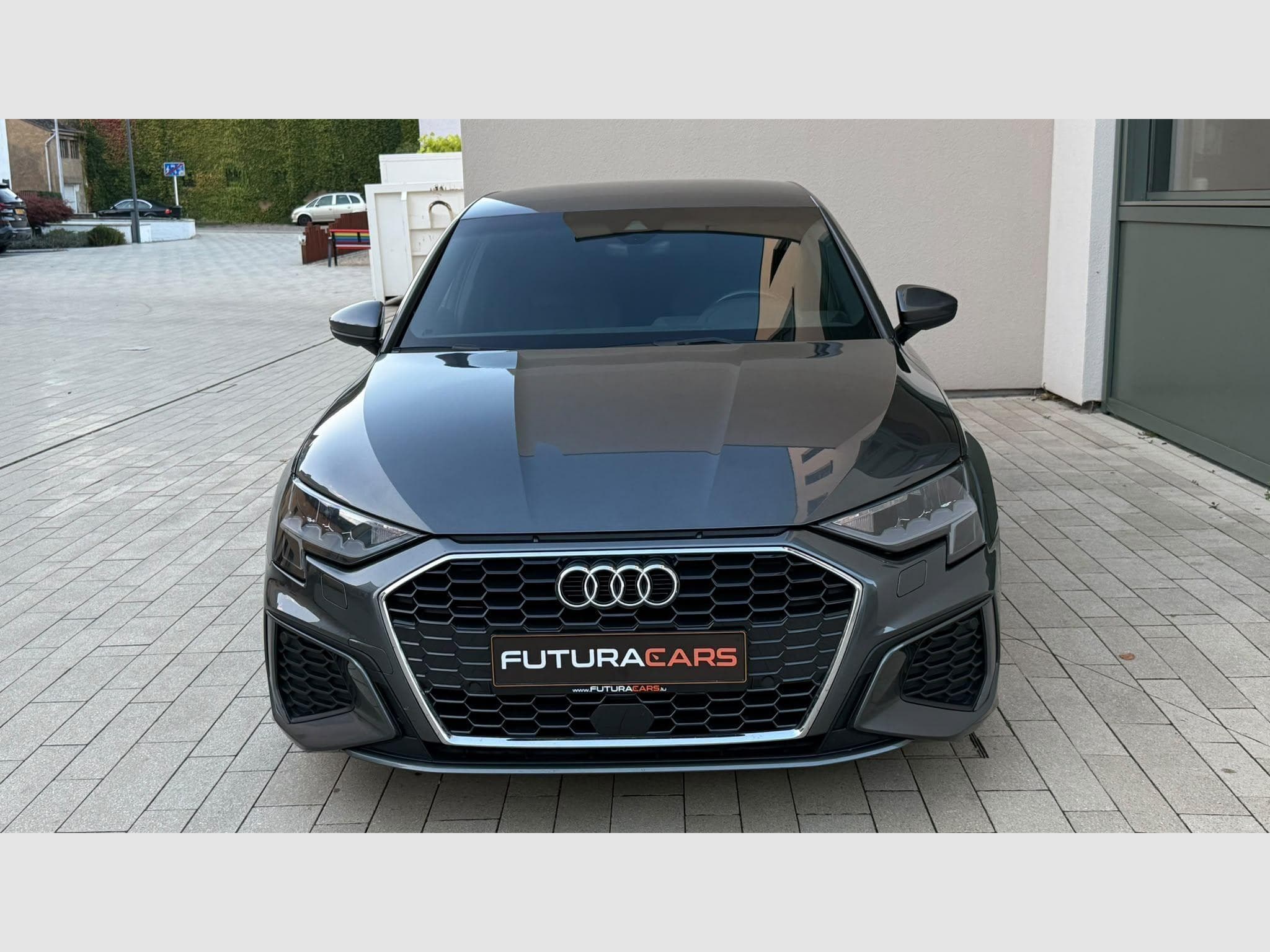 Audi A3 S line Berline (2022) - Photo 2
