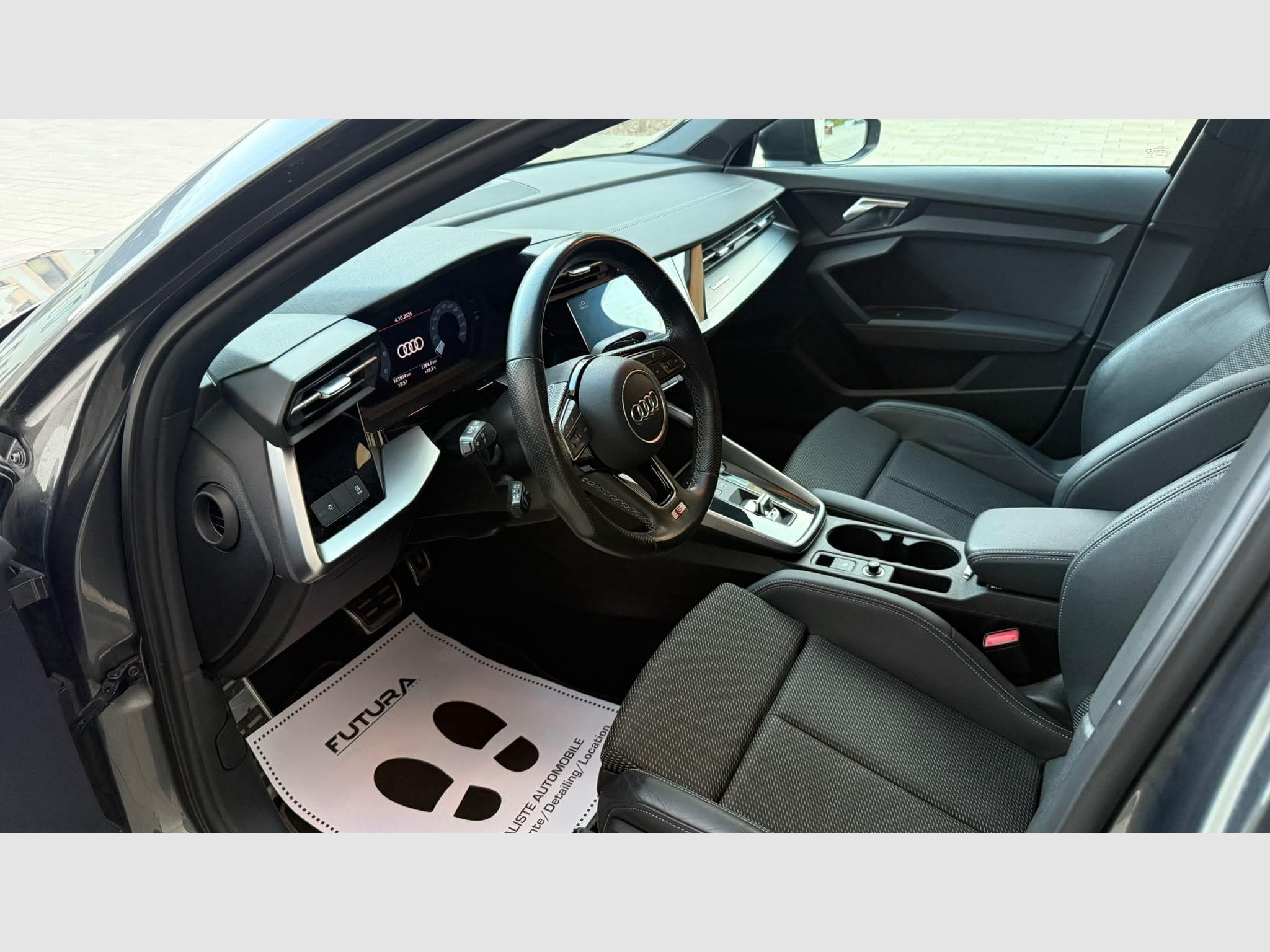 Audi A3 S line Berline (2022) - Photo 8