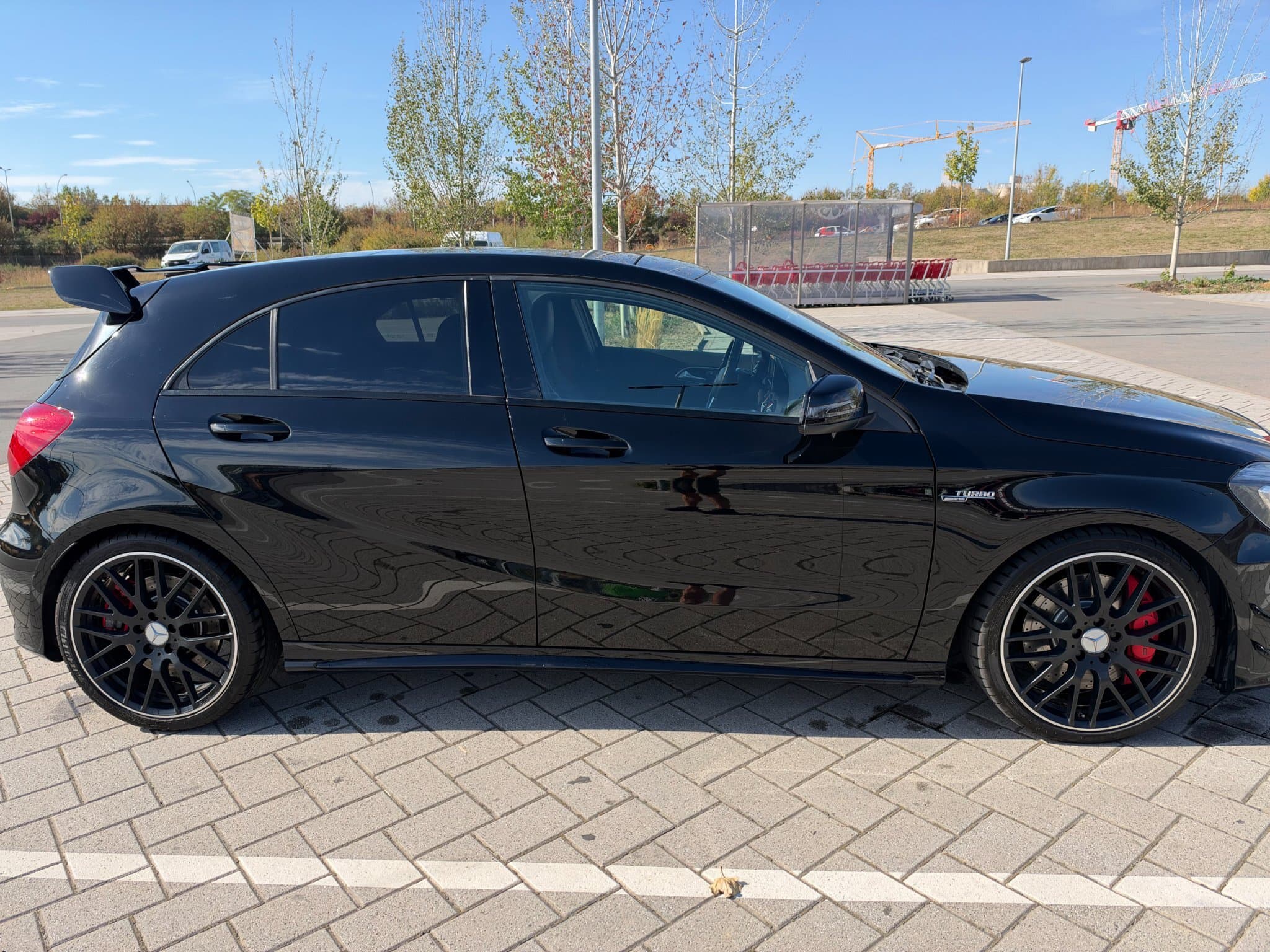 Mercedes A 45 AMG (2014) - Photo 2