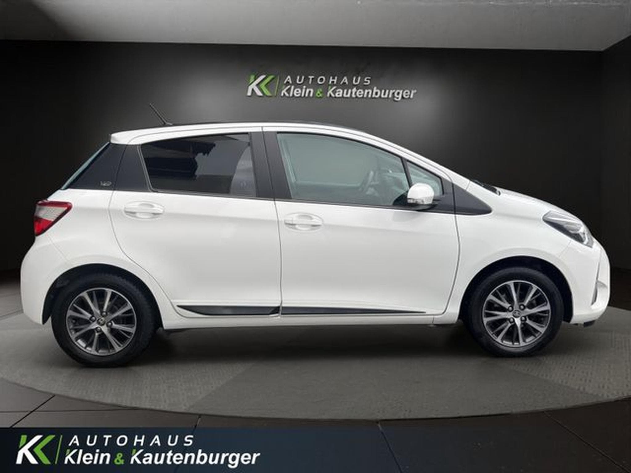 Toyota Yaris Yaris 1.5 Dual-VVT-iE Style Selec+KAMERA+CARPLAY (2020) - Photo 4