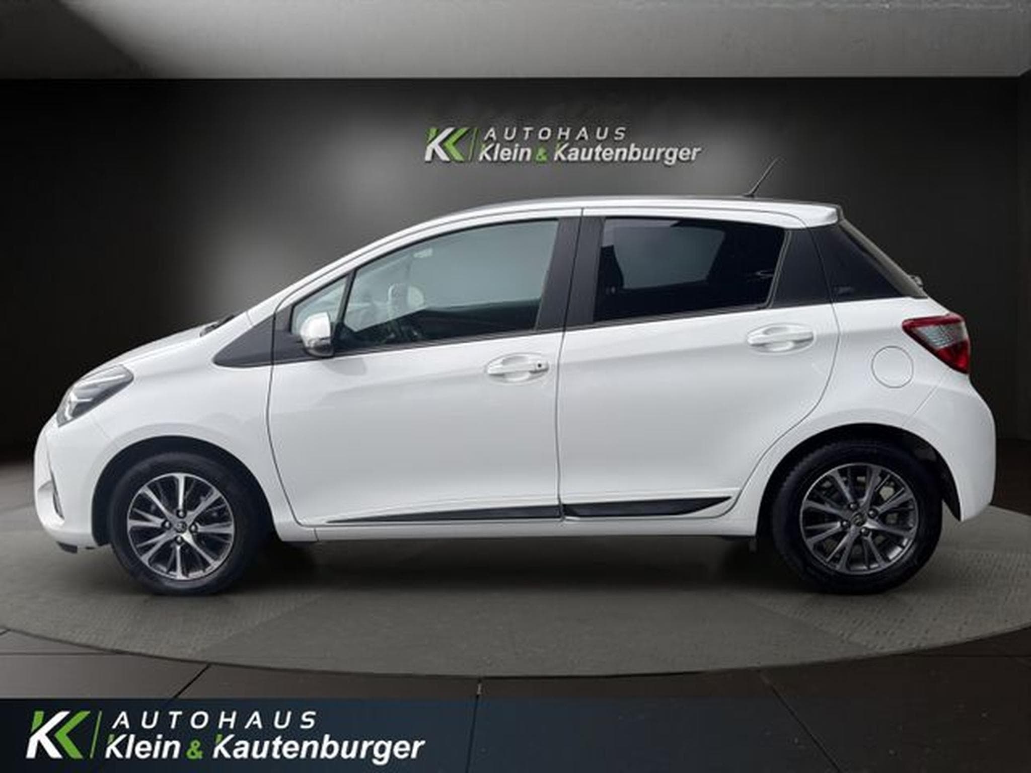 Toyota Yaris Yaris 1.5 Dual-VVT-iE Style Selec+KAMERA+CARPLAY (2020) - Photo 8