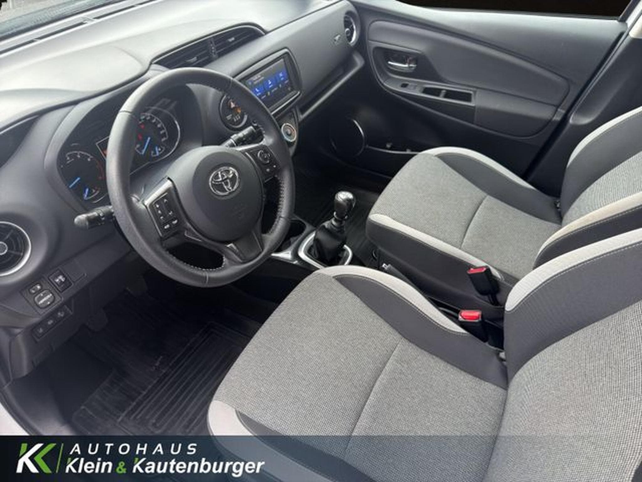 Toyota Yaris Yaris 1.5 Dual-VVT-iE Style Selec+KAMERA+CARPLAY (2020) - Photo 11