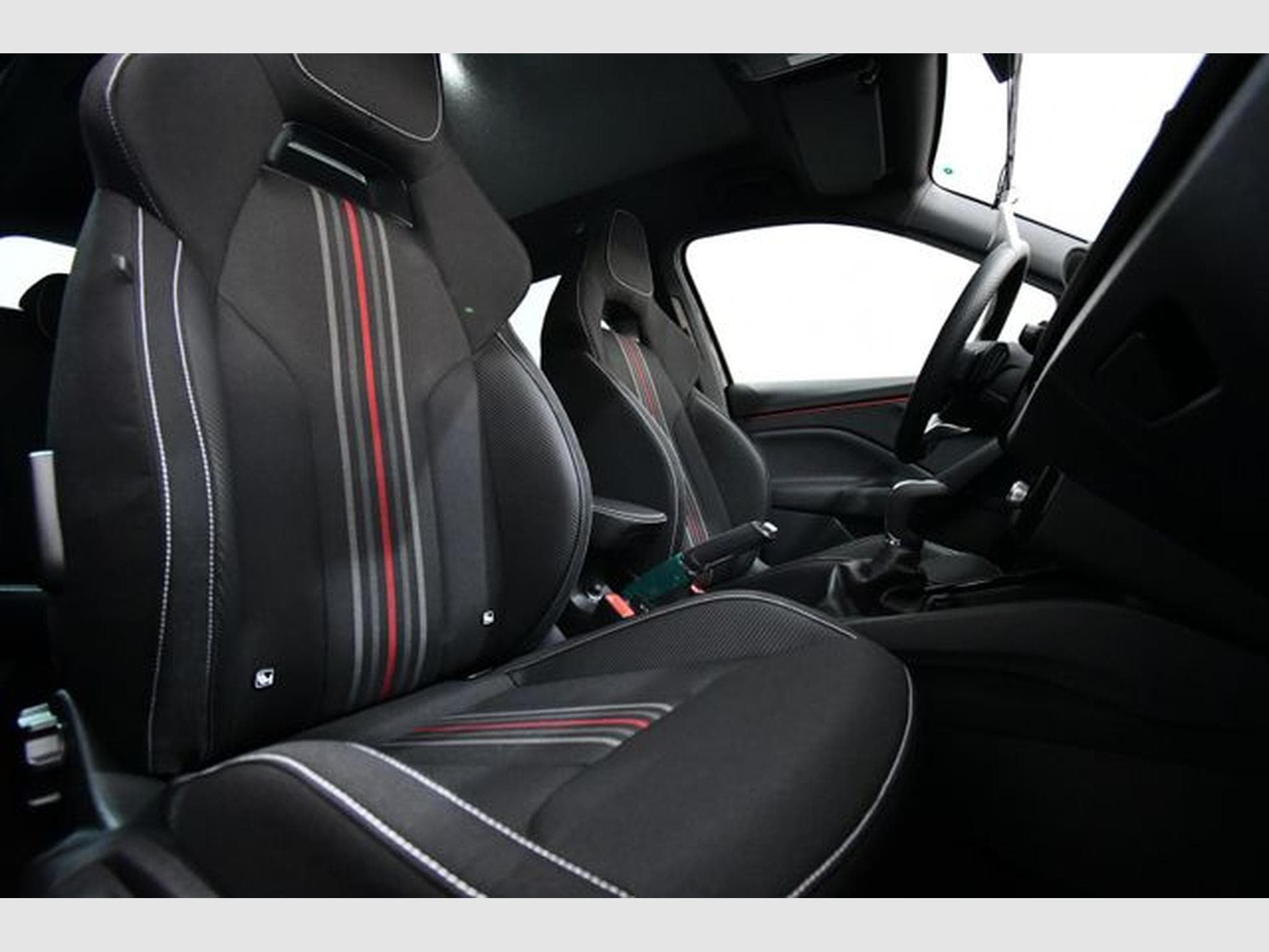Skoda Kamiq Kamiq Monte Carlo 1.5 TSI DSG7 - Pano, Kamera, N (2026) - Photo 8