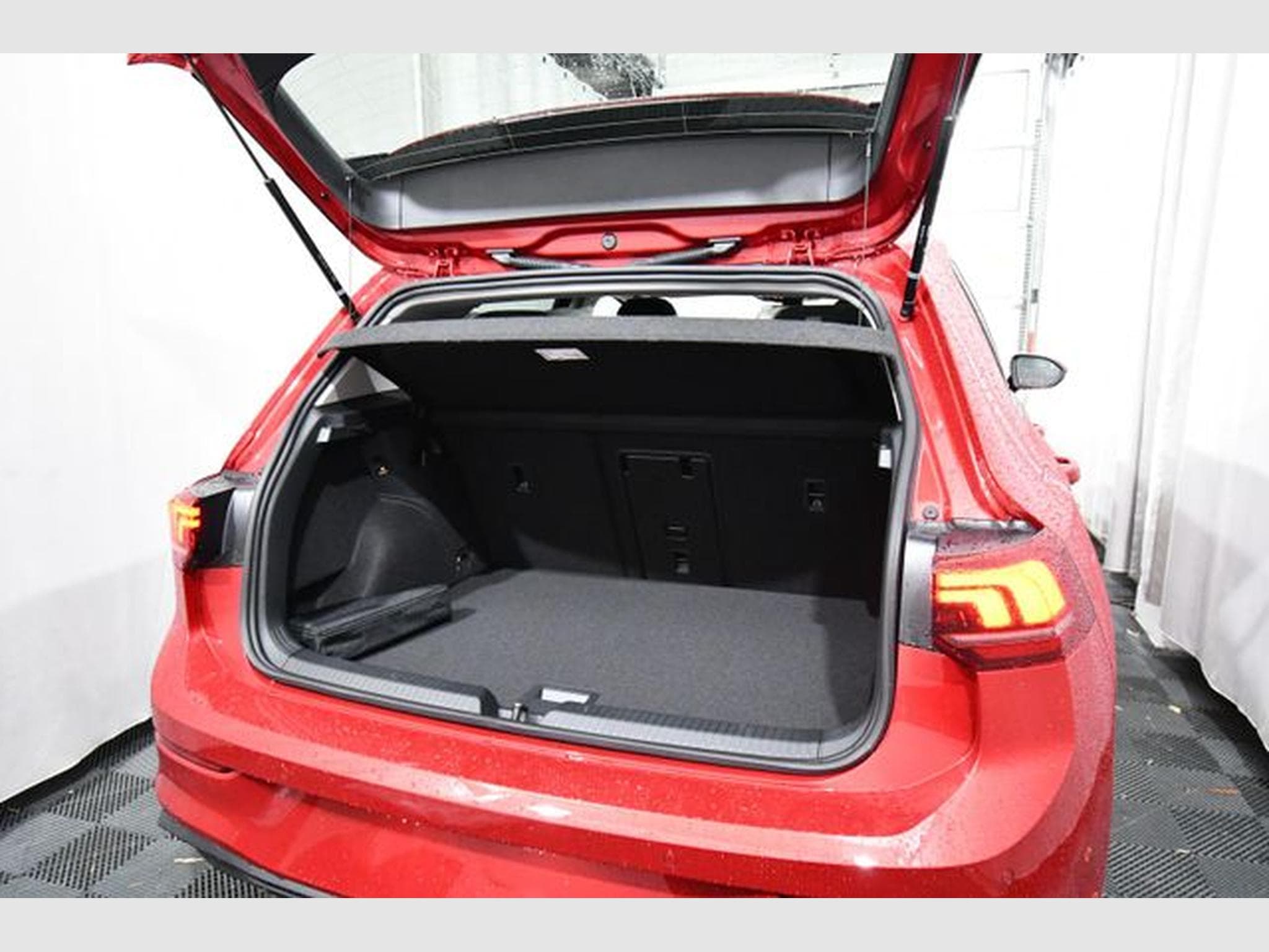 VW Golf Golf 1.5 eTSI Life - Kamera, SH, AHK (2026) - Photo 5
