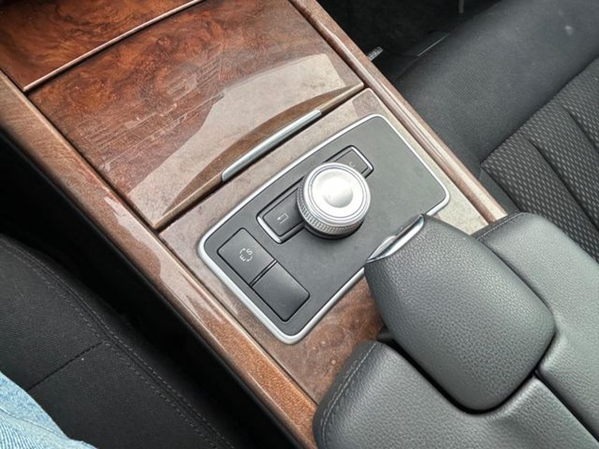Mercedes E 250 E 250 CGI Lim. BlueEfficiency*Automatik*Navi*Kam (2011) - Photo 14