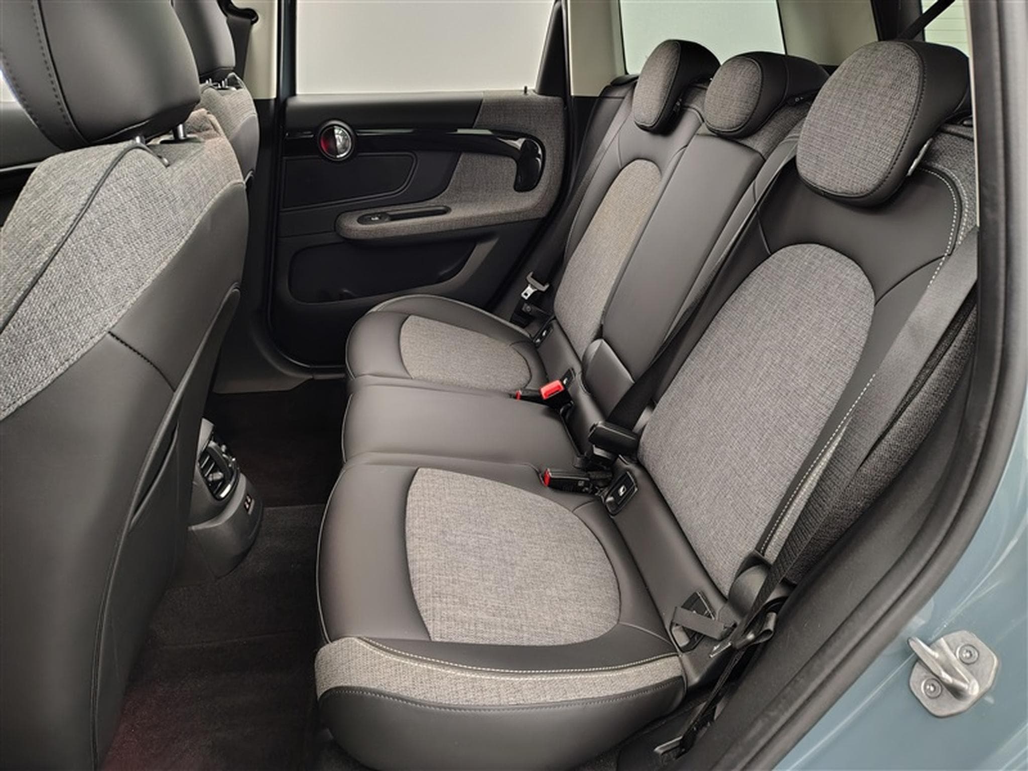 MINI Countryman 1.5A  Navi / Led / PDC / Toit Pano (2022) - Foto 13