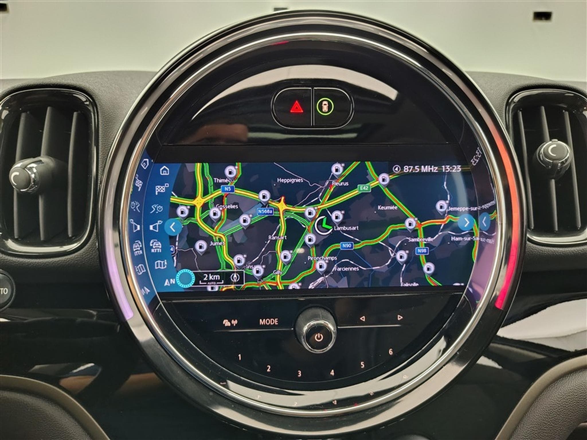 MINI Countryman 1.5A  Navi / Led / PDC / Toit Pano (2022) - Foto 11