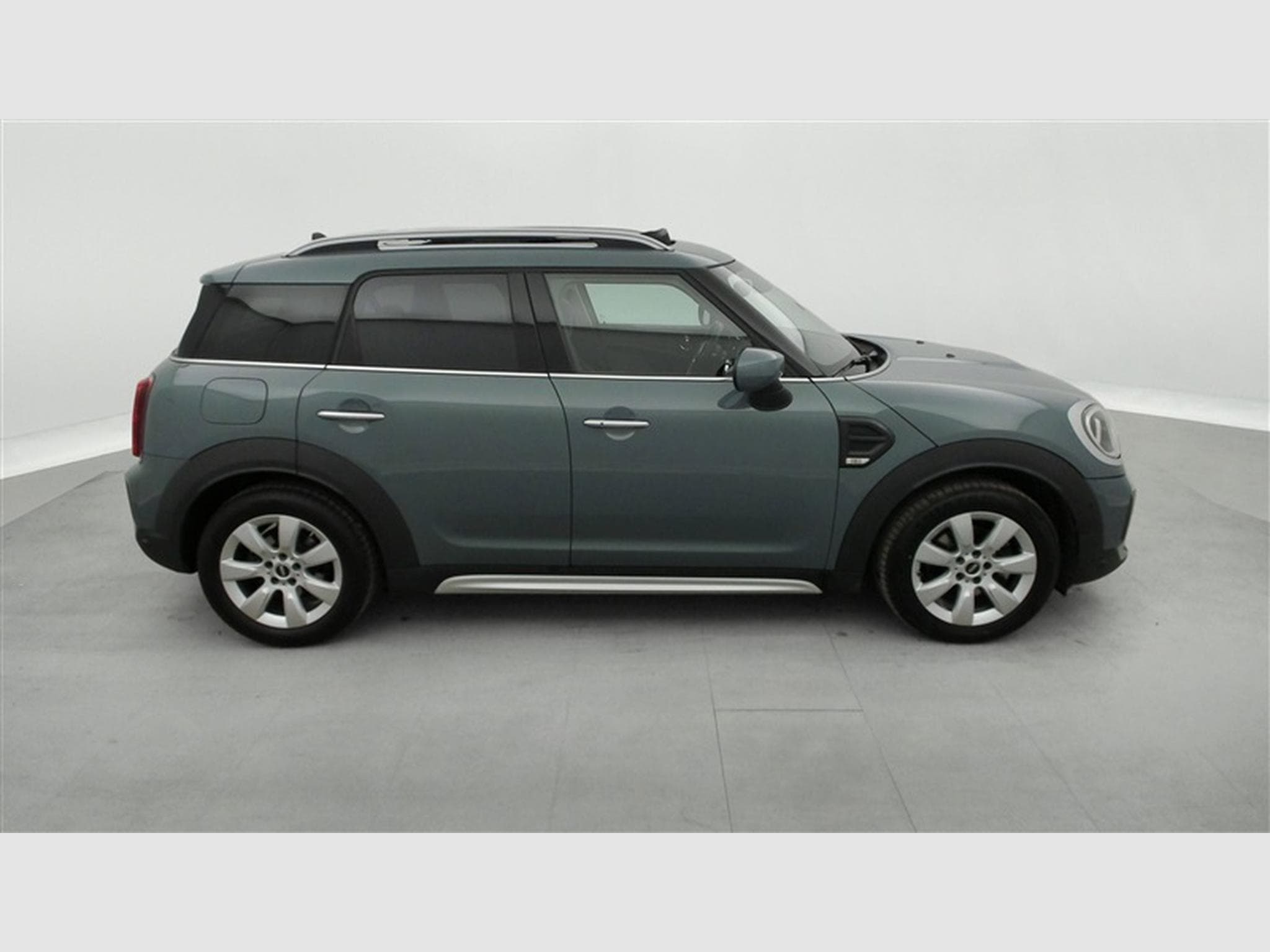 MINI Countryman 1.5A  Navi / Led / PDC / Toit Pano (2022) - Foto 24