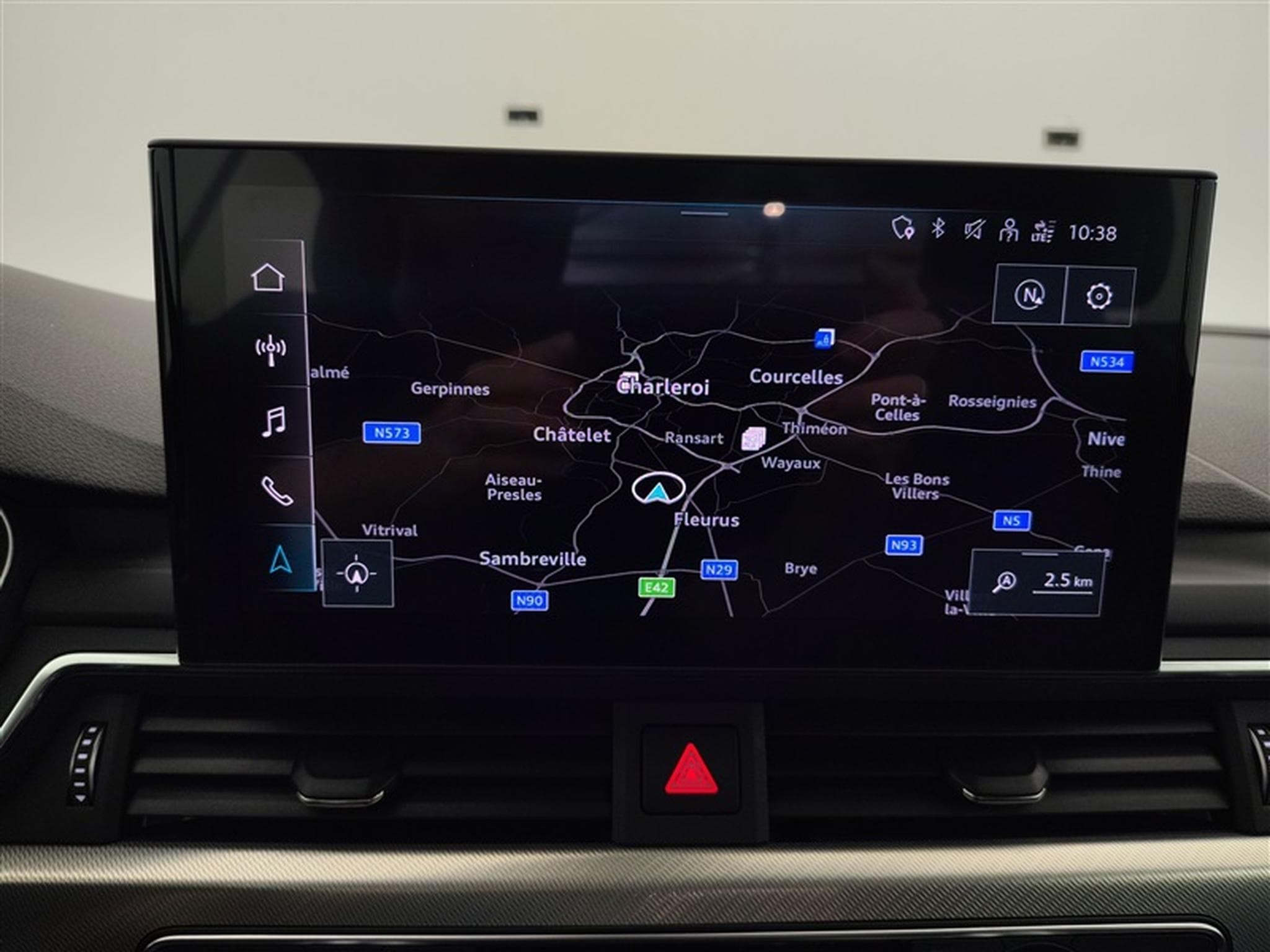 Audi A5 Cabriolet OPF S tronic / Full Led / Cuir / App Connect (2023) - Foto 11