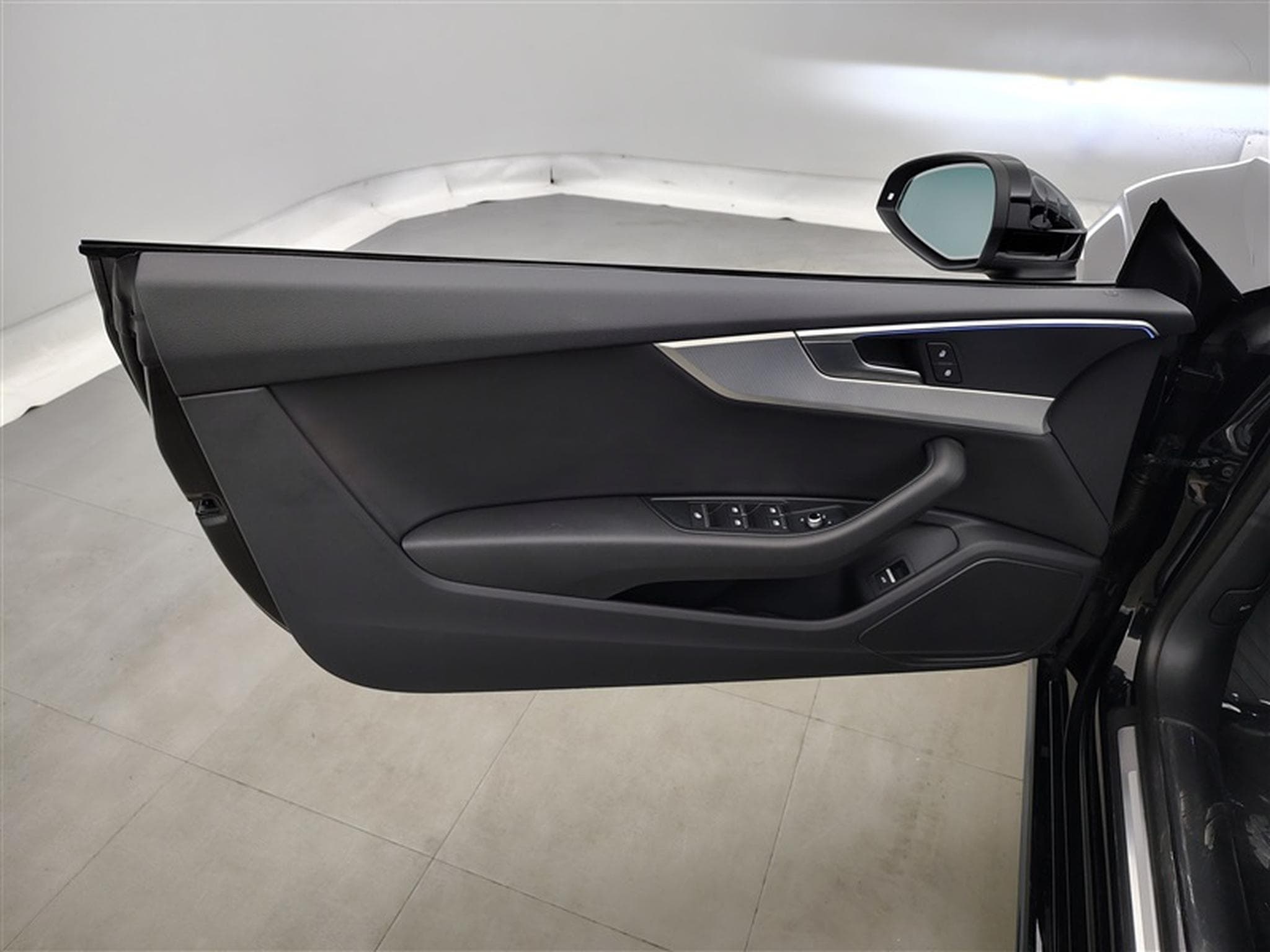 Audi A5 Cabriolet OPF S tronic / Full Led / Cuir / App Connect (2023) - Foto 17